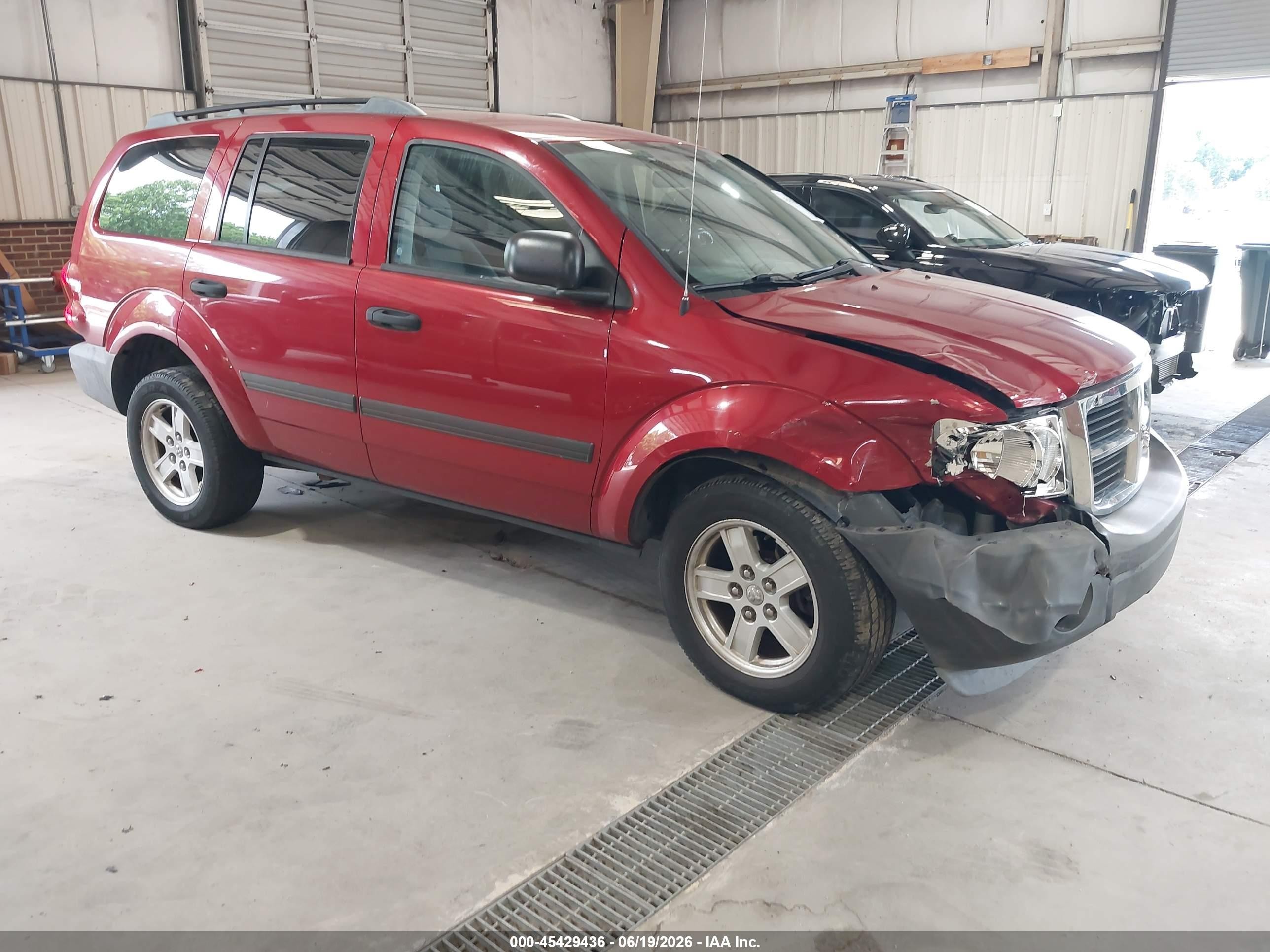 2007 Dodge Durango SXT, VIN 1D8HB38P87F578775 — Front end