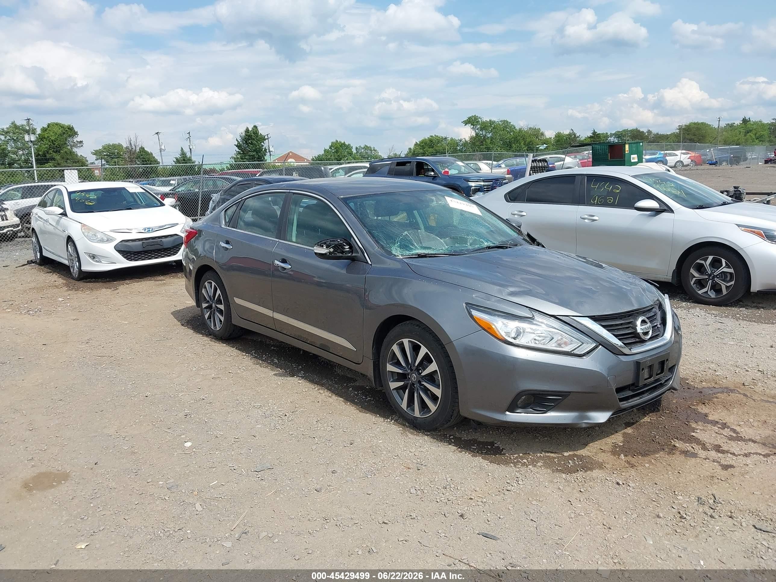 2016 Nissan Altima SL, VIN 1N4AL3AP1GC272371 — Стихия