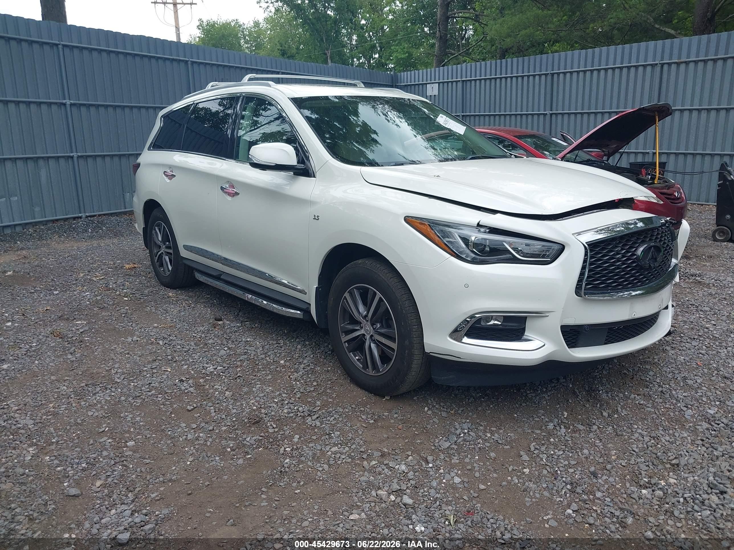 2018 Infiniti QX60, VIN 5N1DL0MM3JC521411 — Перед