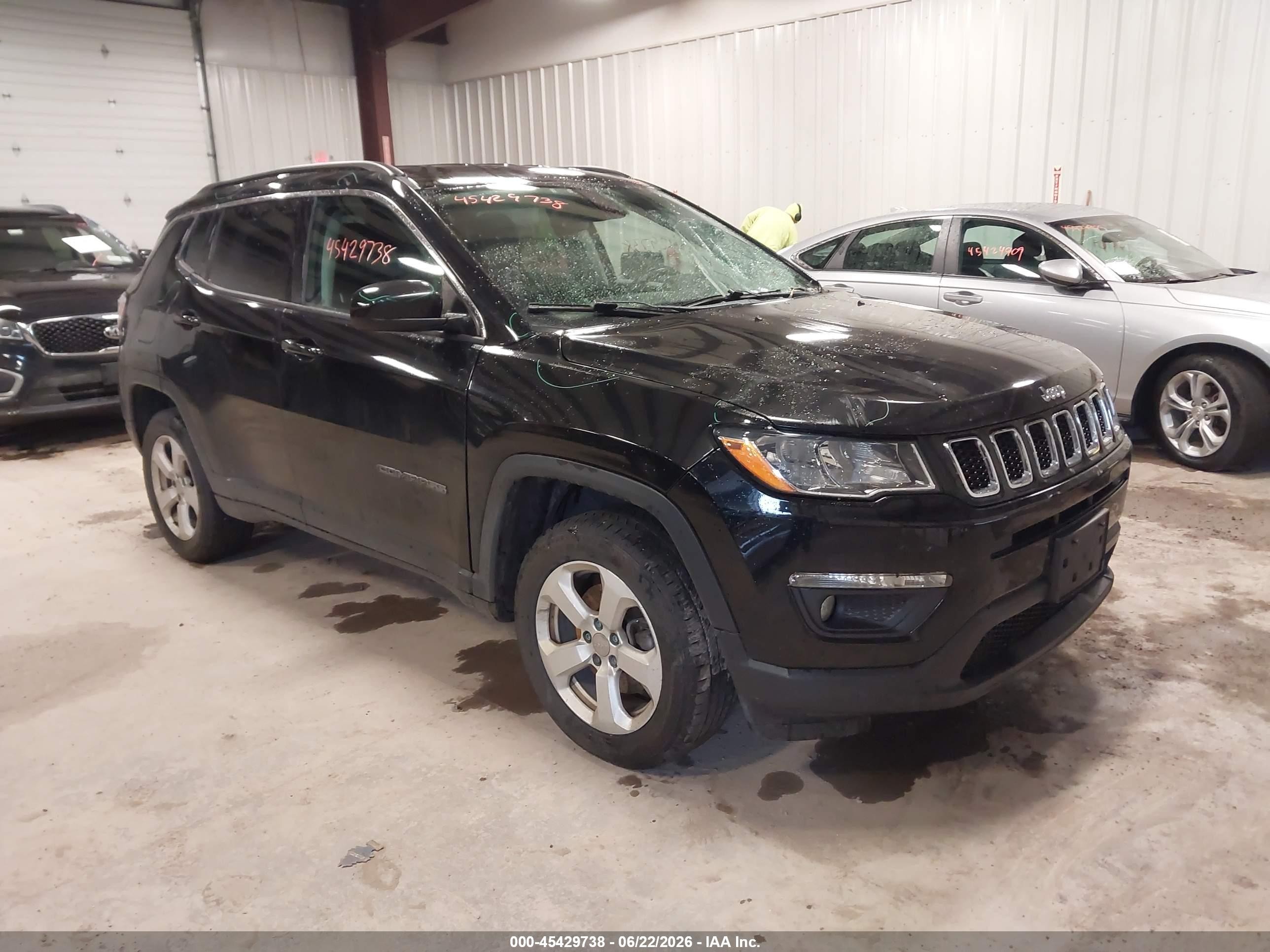 2020 Jeep Compass Altitude, VIN 3C4NJDBBXLT120291 — Storm
