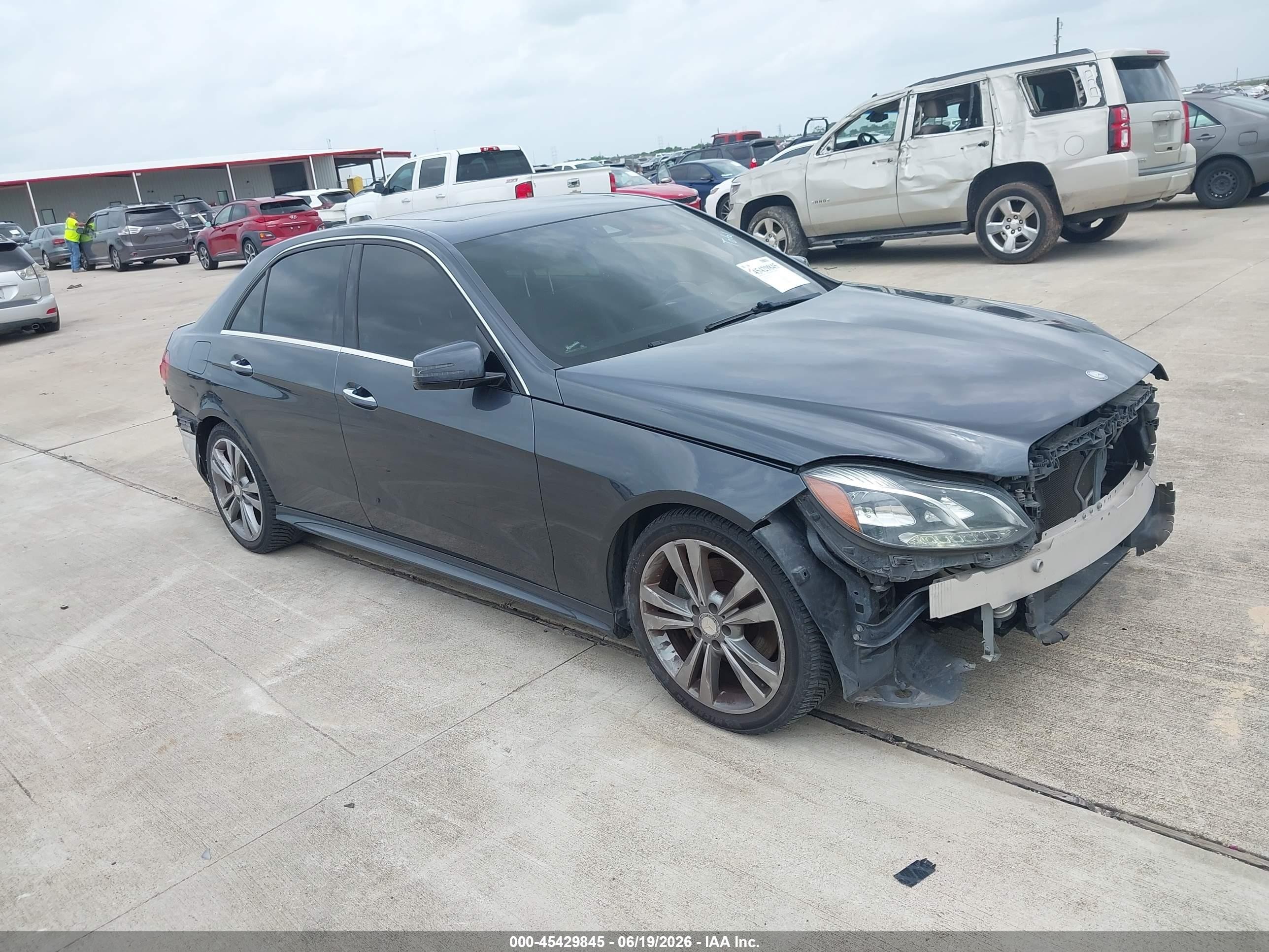 2016 Mercedes-Benz E 350 Sport, VIN WDDHF5KB5GB243949 — All over