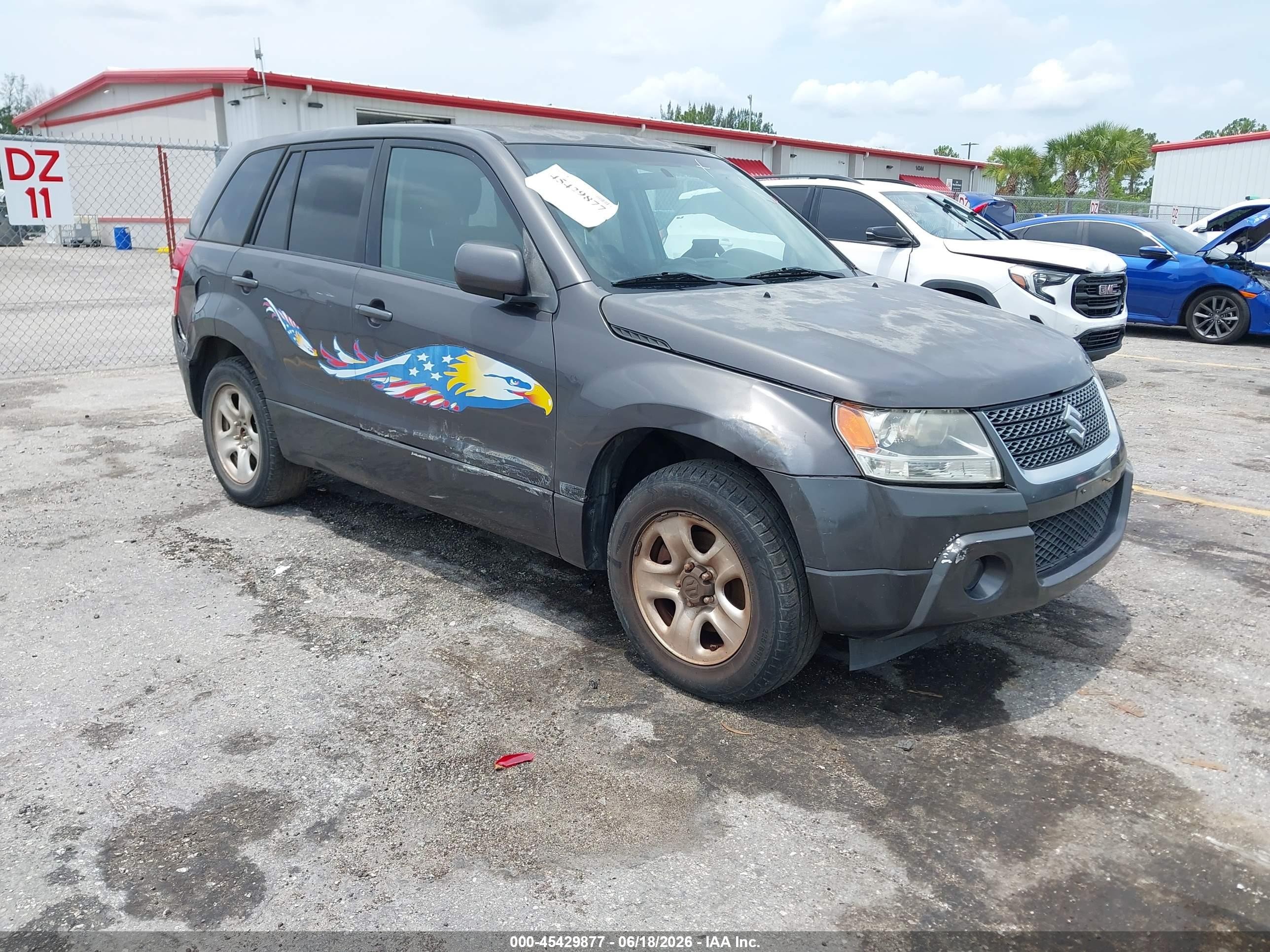 2011 Suzuki Grand Vitara Premium, VIN JS3TE0D2XB4101201 — Normal wear