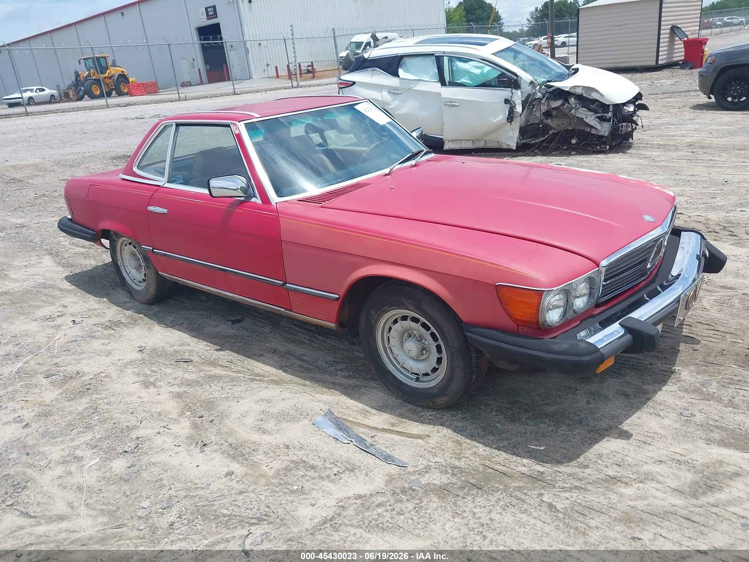 1984 Mercedes-Benz 380 SL, VIN WDBBA45A2EA006719 — Normal wear