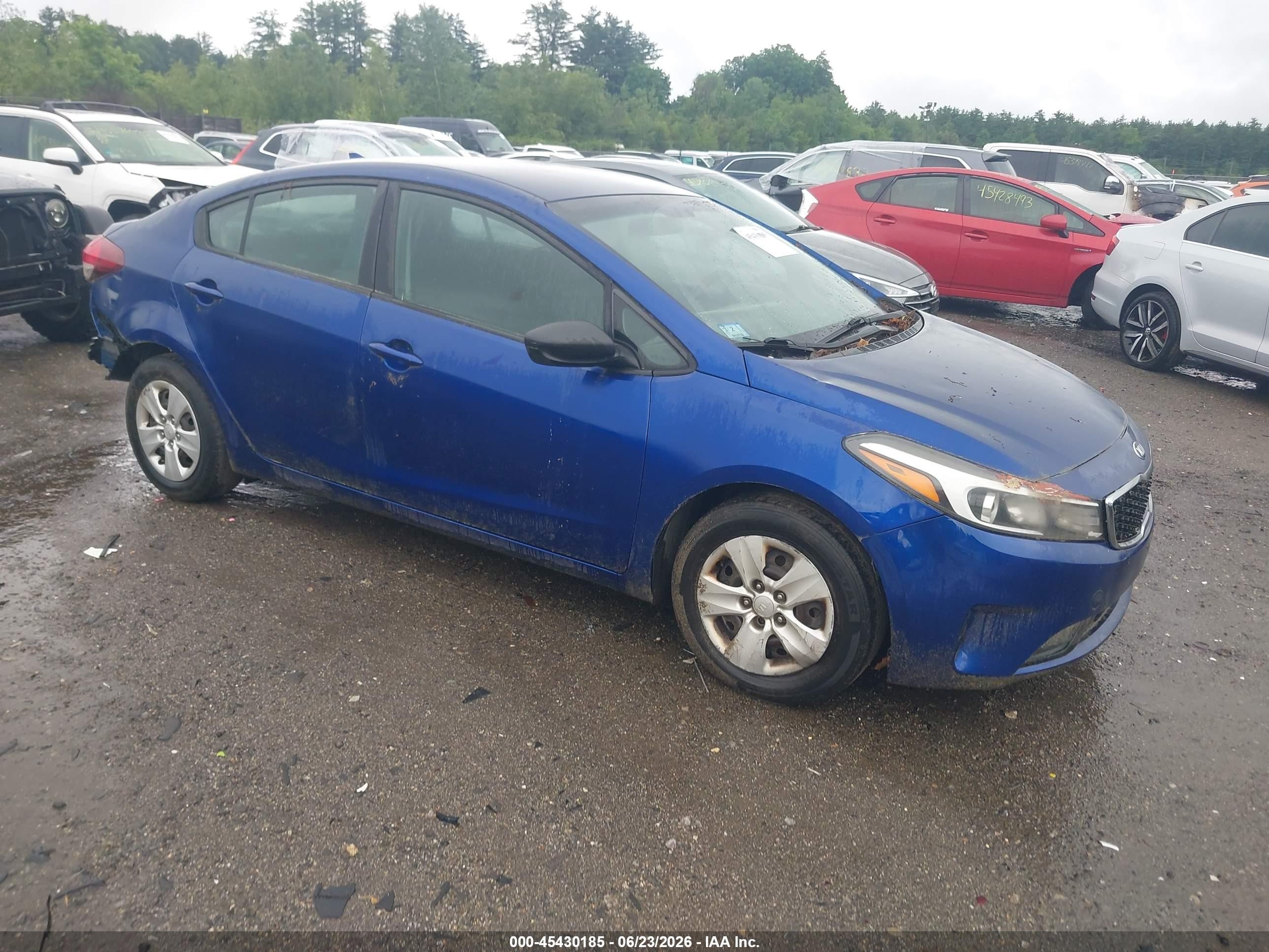 2017 Kia Forte LX, VIN 3KPFK4A79HE093837 — Normal wear