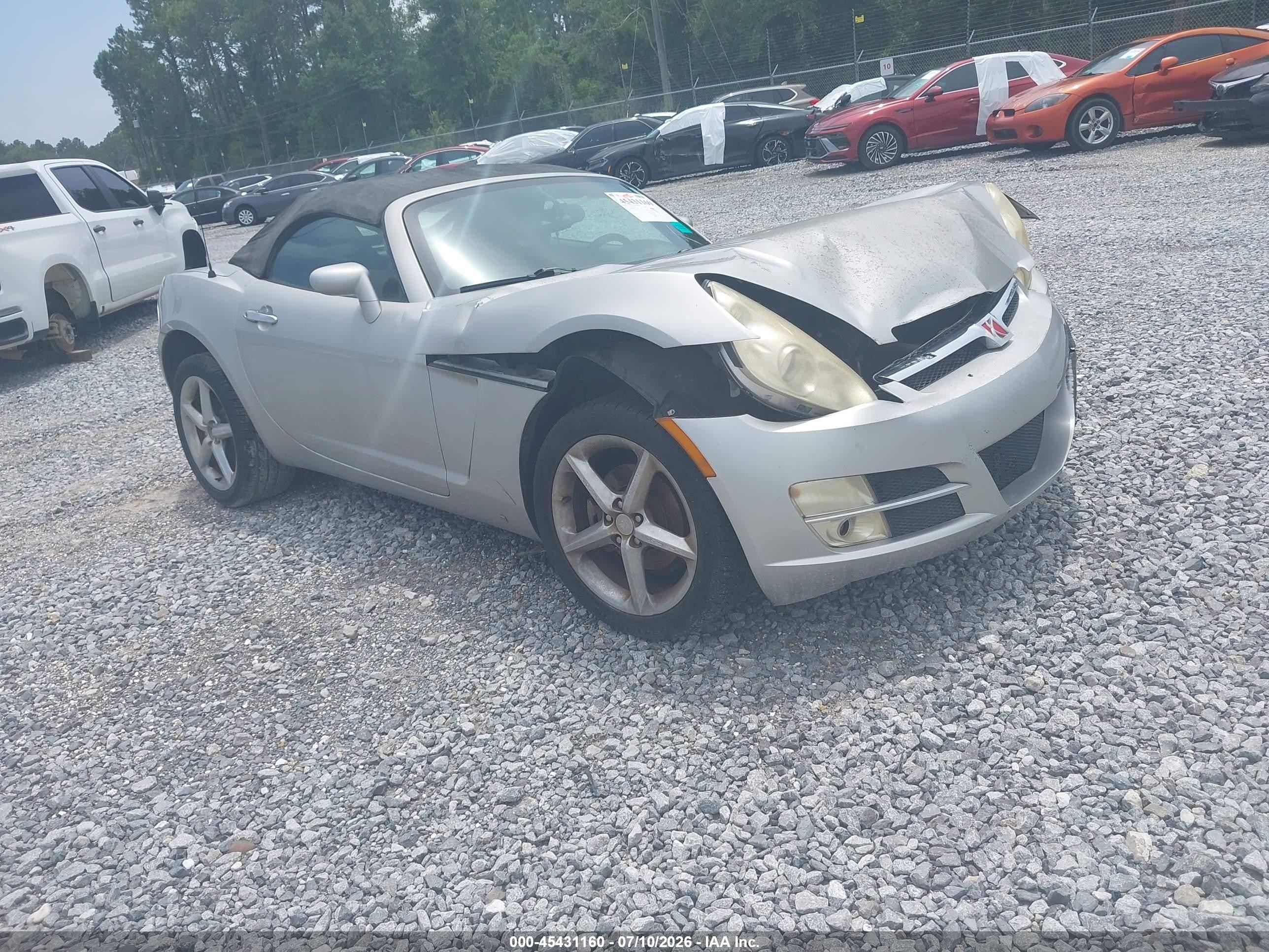 2007 Saturn Sky, VIN 1G8MB35B27Y100579 — Front end