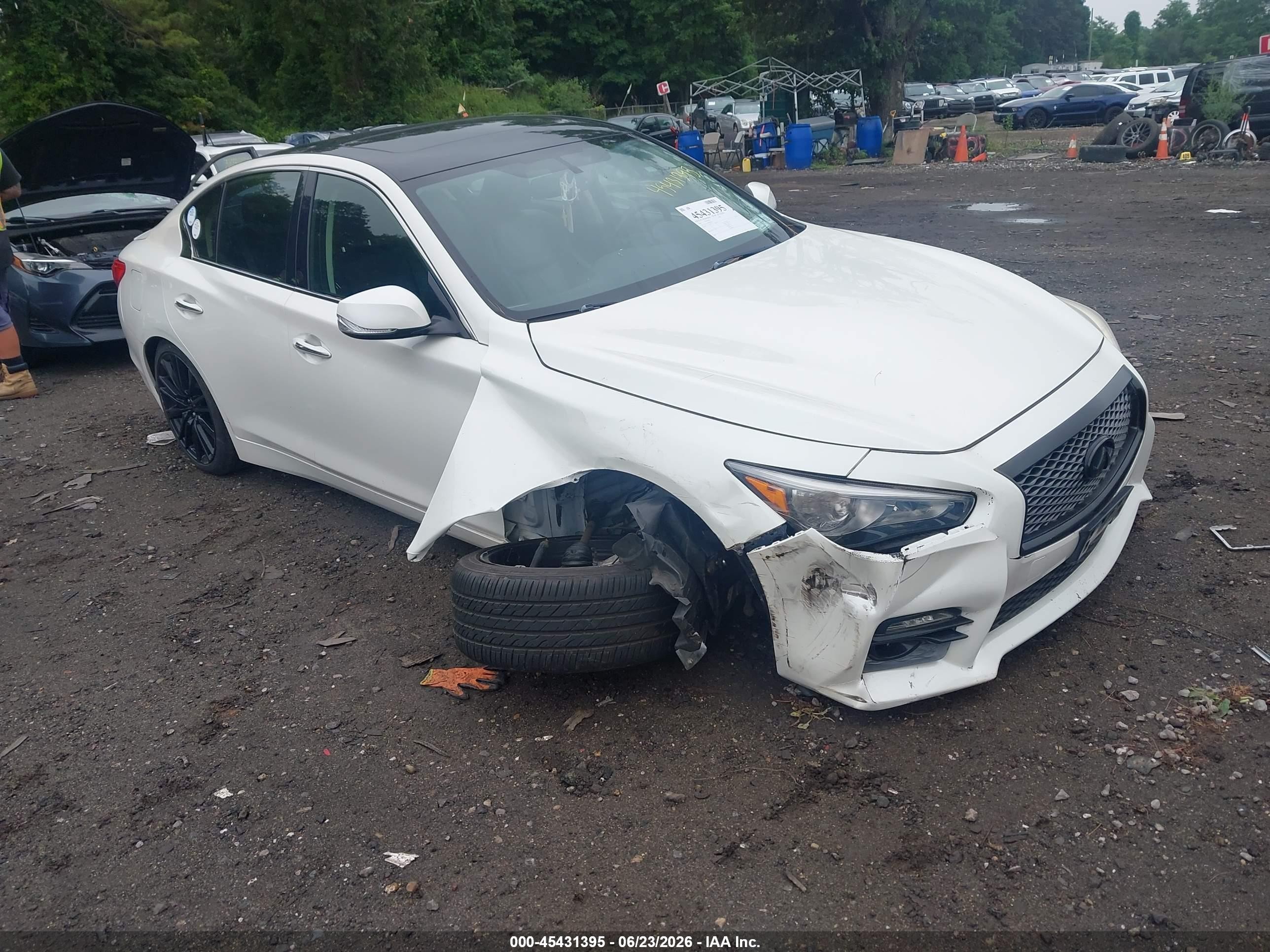 2016 Infiniti Q50 Red Sport 400, VIN JN1FV7AR8GM451412 — Front end