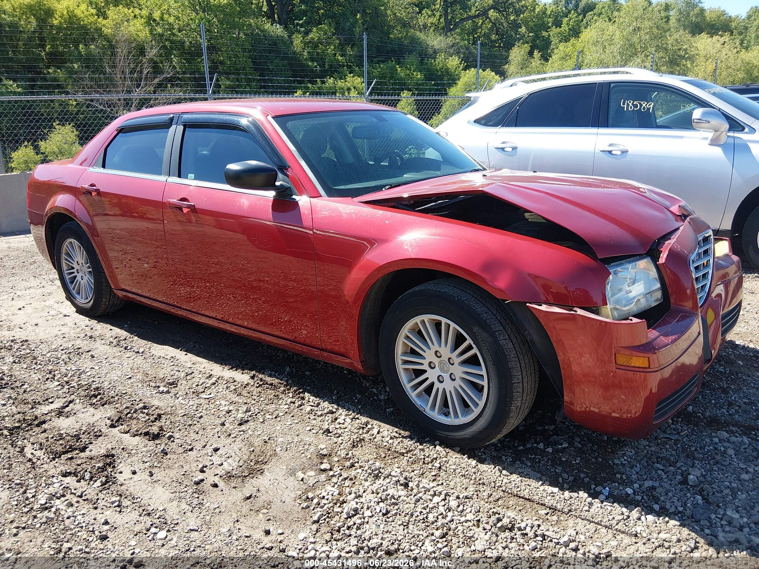 2009 Chrysler 300 LX, VIN 2C3KA43D59H605737 — Front end