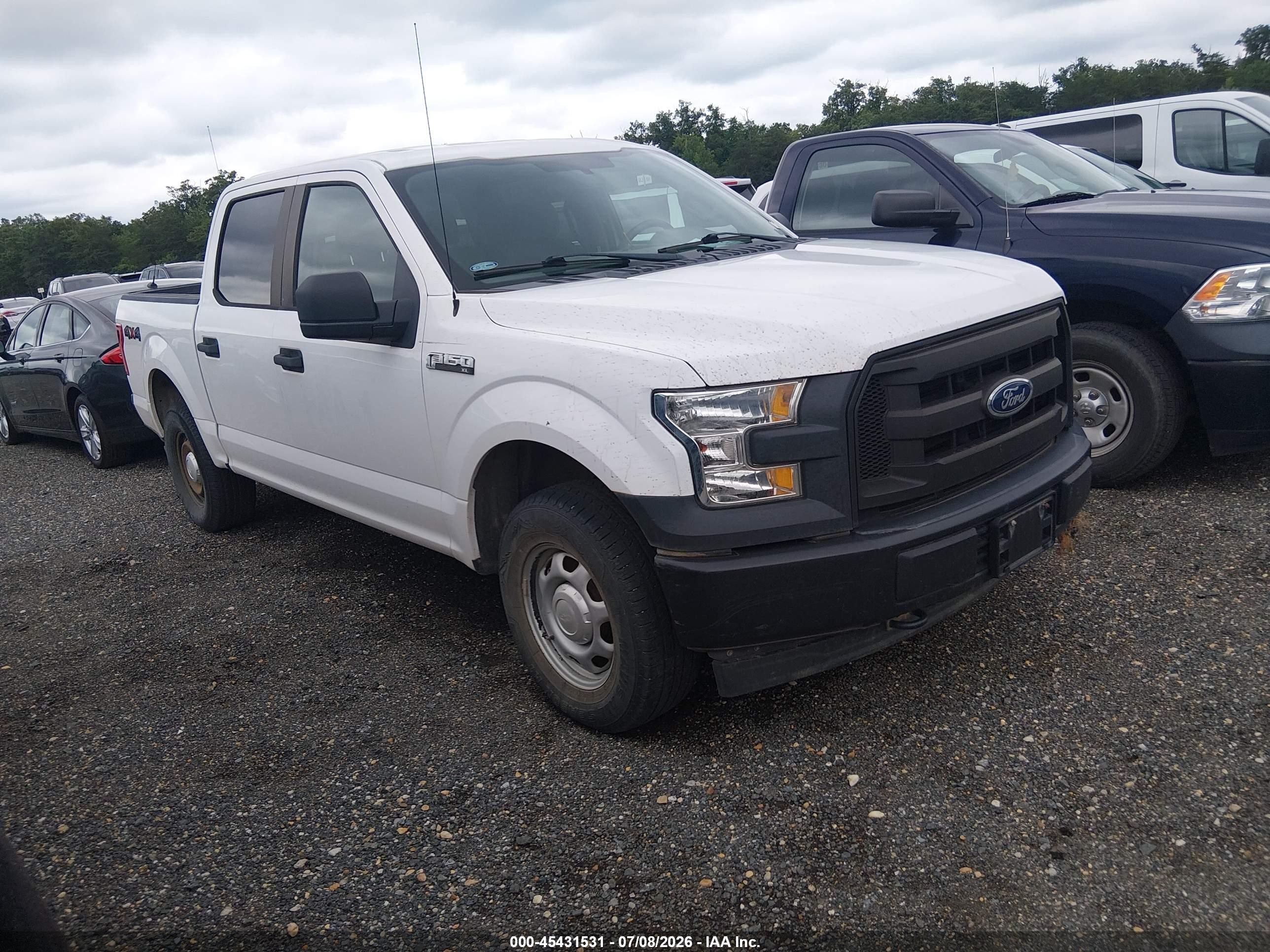 2017 Ford F-150 XLT, VIN 1FTEW1E84HKE26394 — Normal wear
