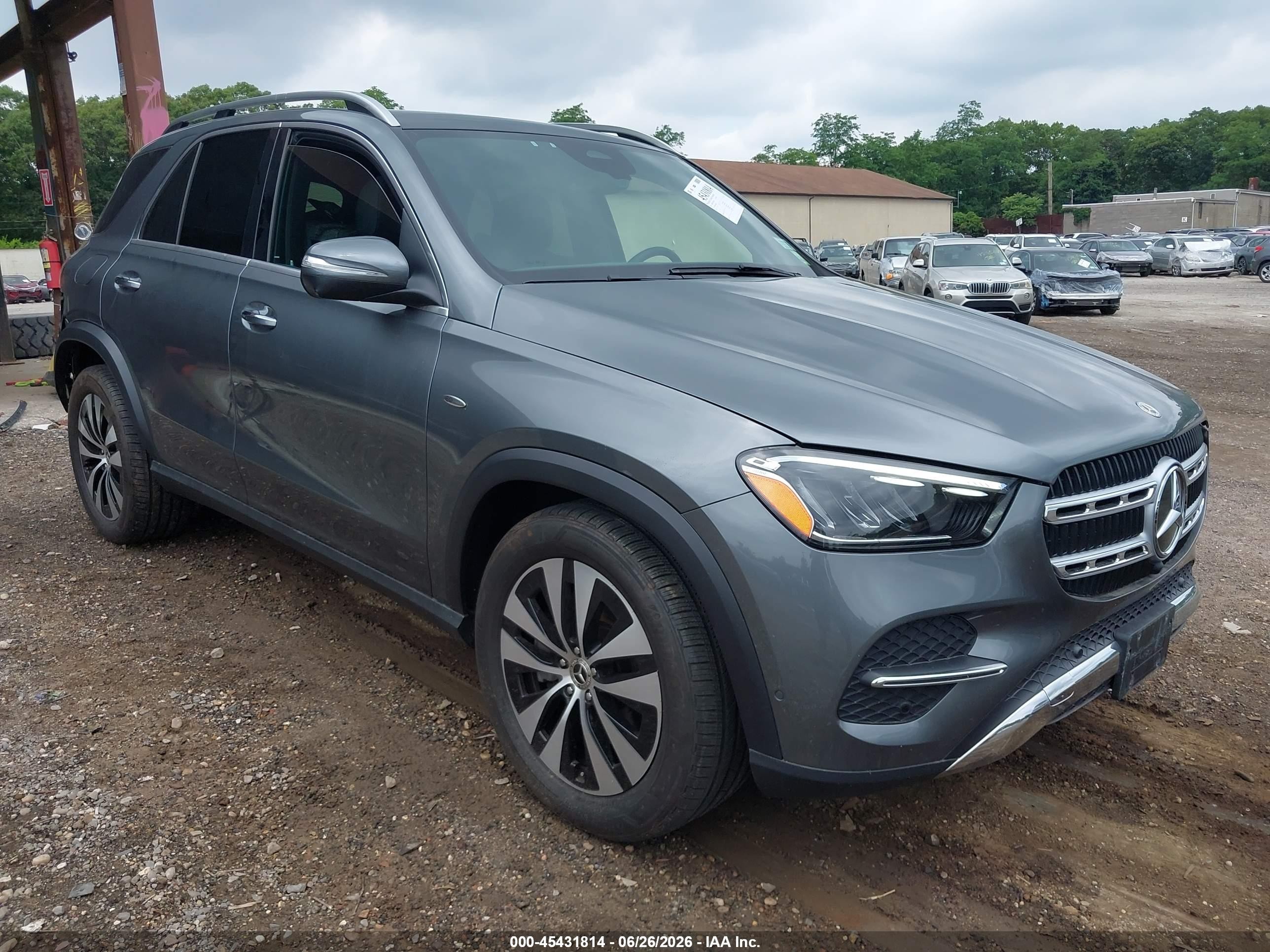 2025 Mercedes-Benz GLE 450e, VIN 4JGFB4GB5SB393807 — Rear end