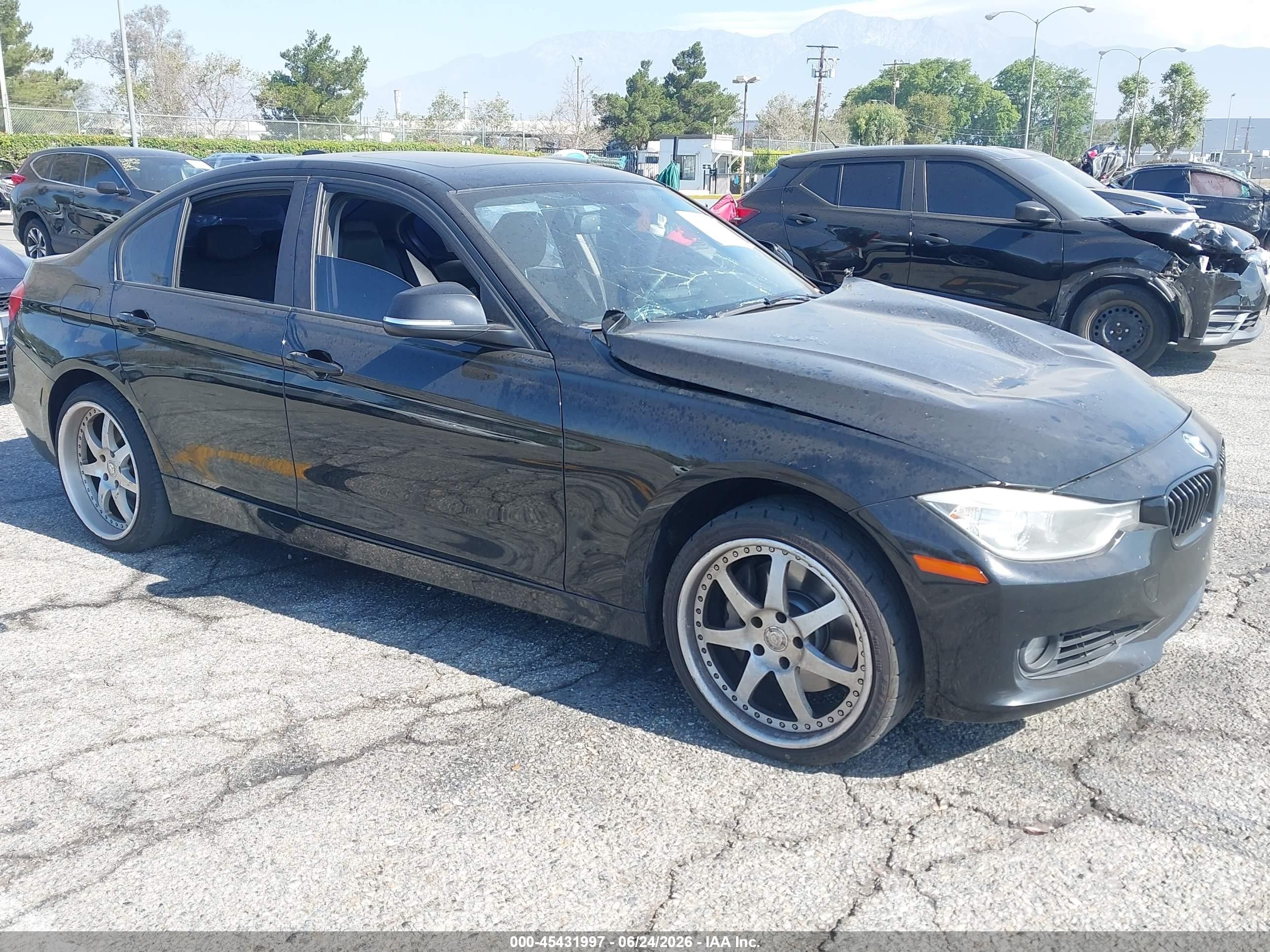2014 BMW 3 Series 335i, VIN WBA3A9G55ENS64354 — Front end