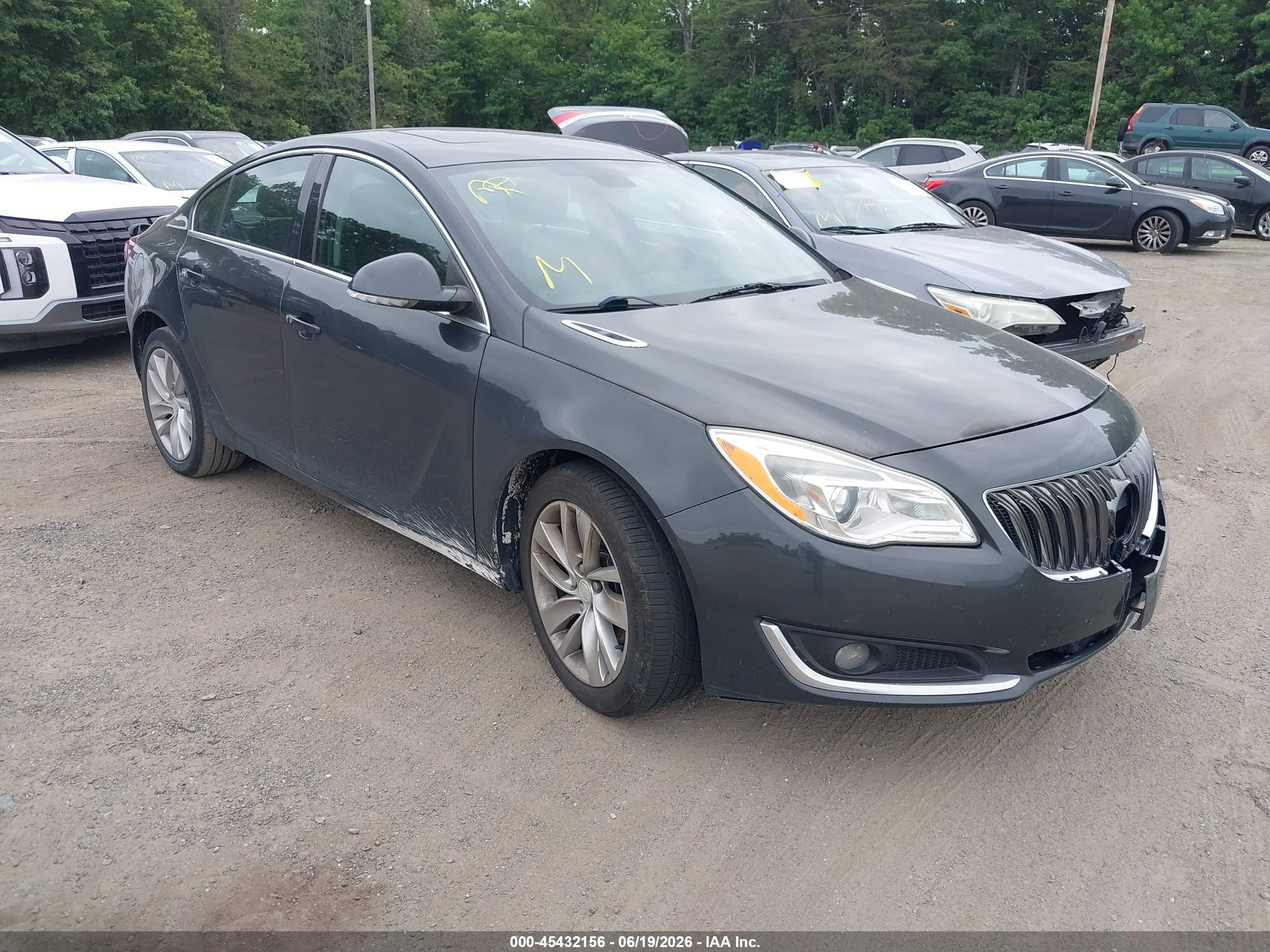 2015 Buick Regal Premium I, VIN 2G4GN5EX6F9198130 — Normal wear