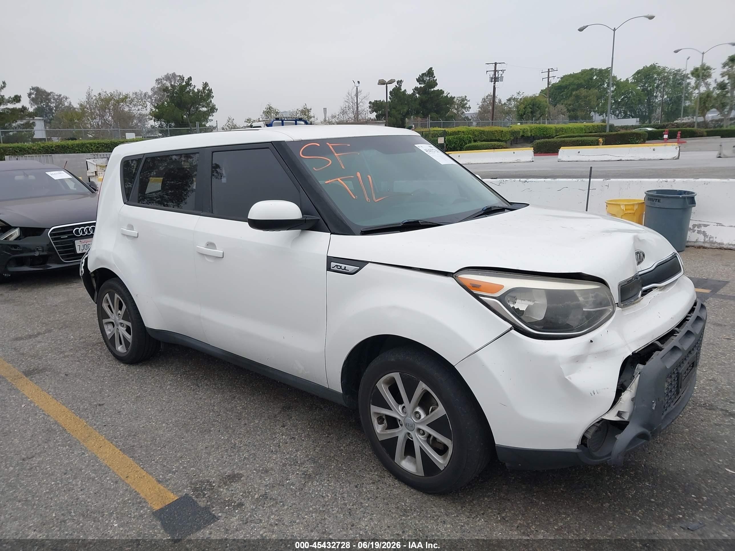2015 Kia Soul, VIN KNDJN2A23F7812684 — All over