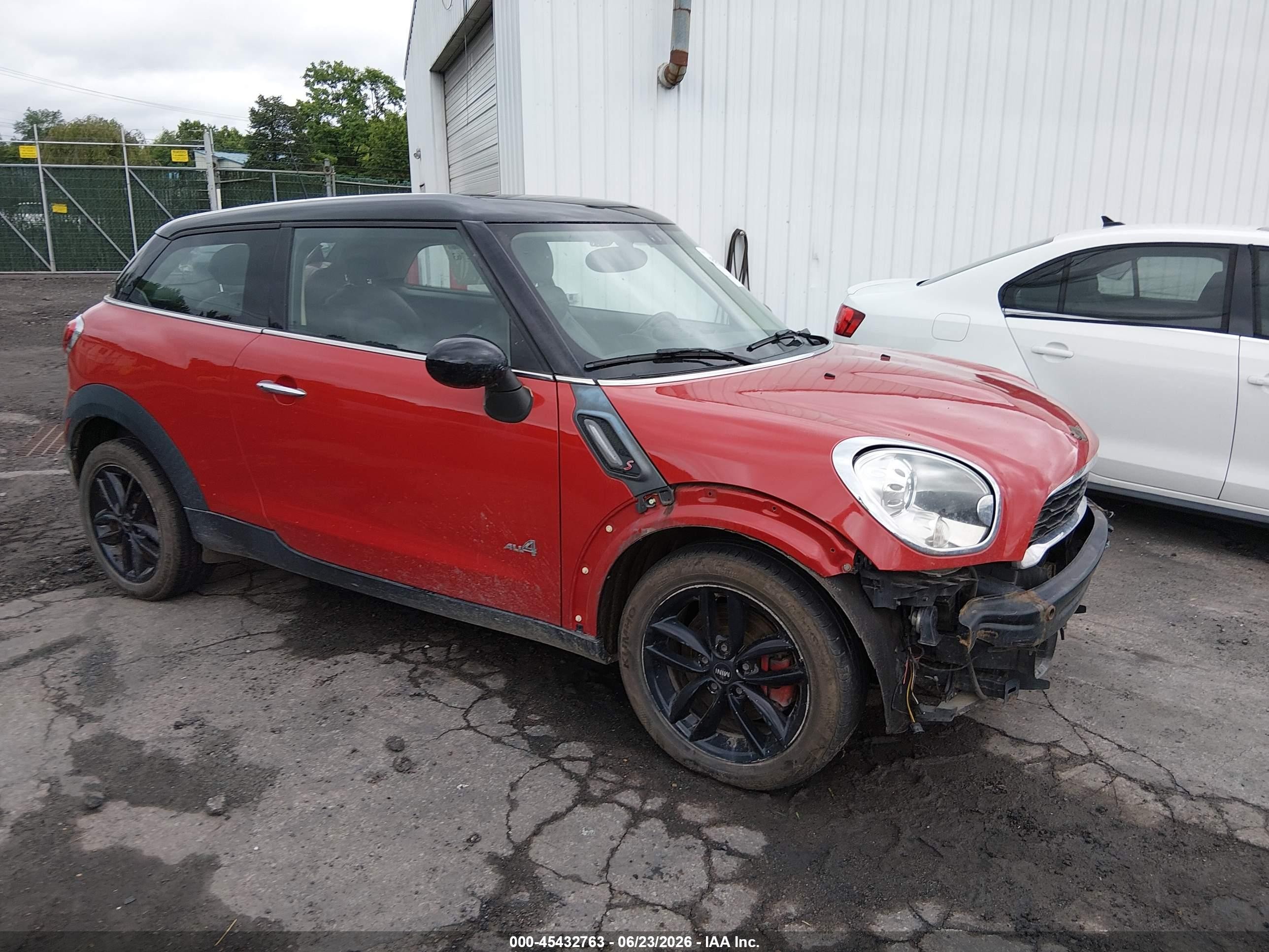 2014 MINI Paceman S, VIN WMWSS7C5XEWS44405 — Front end