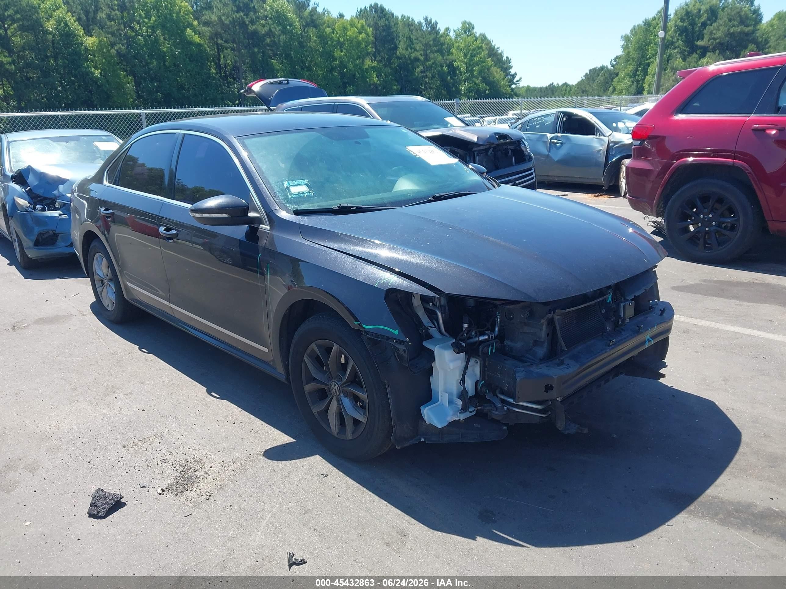 2017 Volkswagen Passat S, VIN 1VWAT7A36HC020998 — Front end