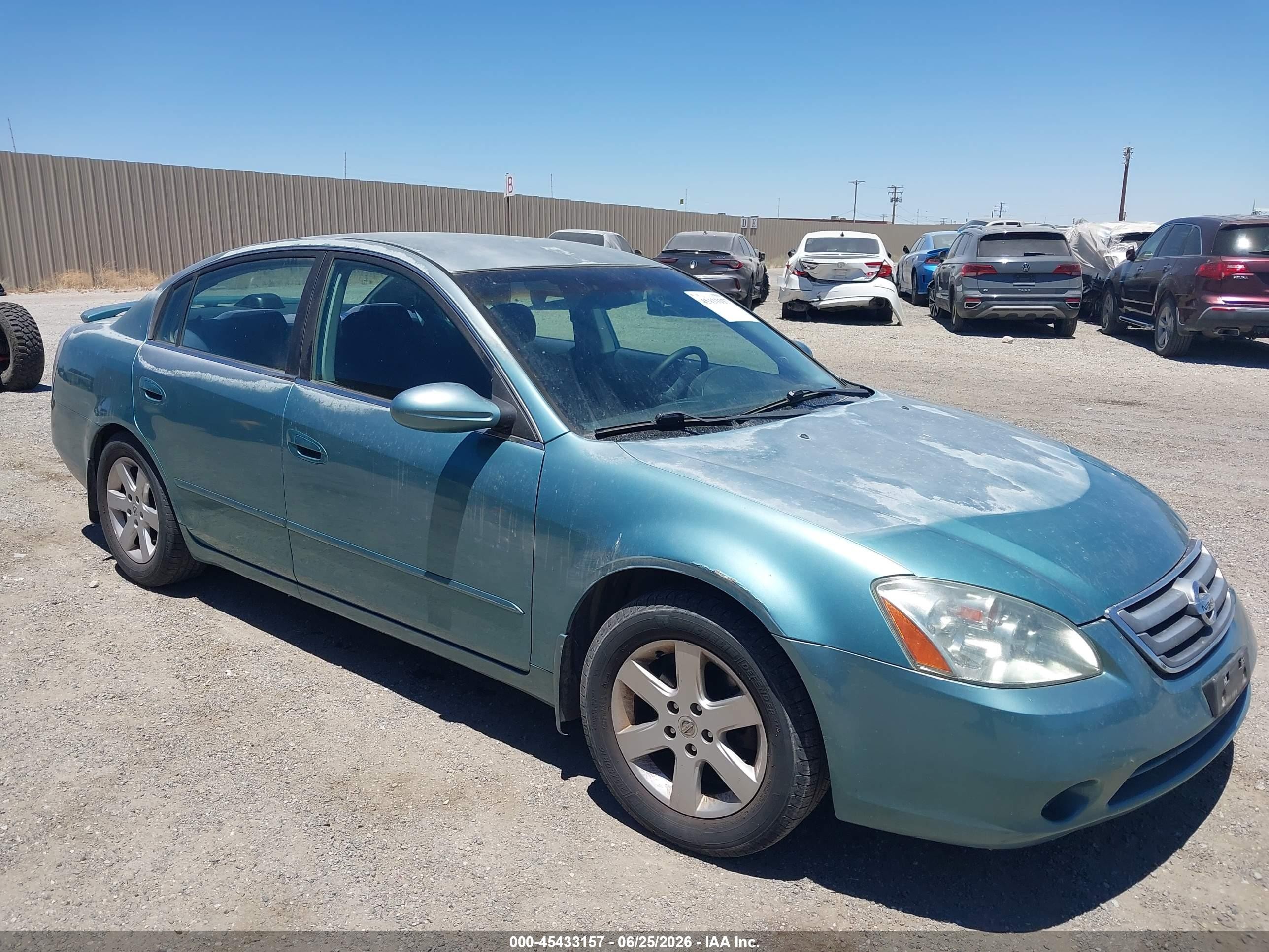 2003 Nissan Altima S, VIN 1N4AL11D13C265926 — Front end