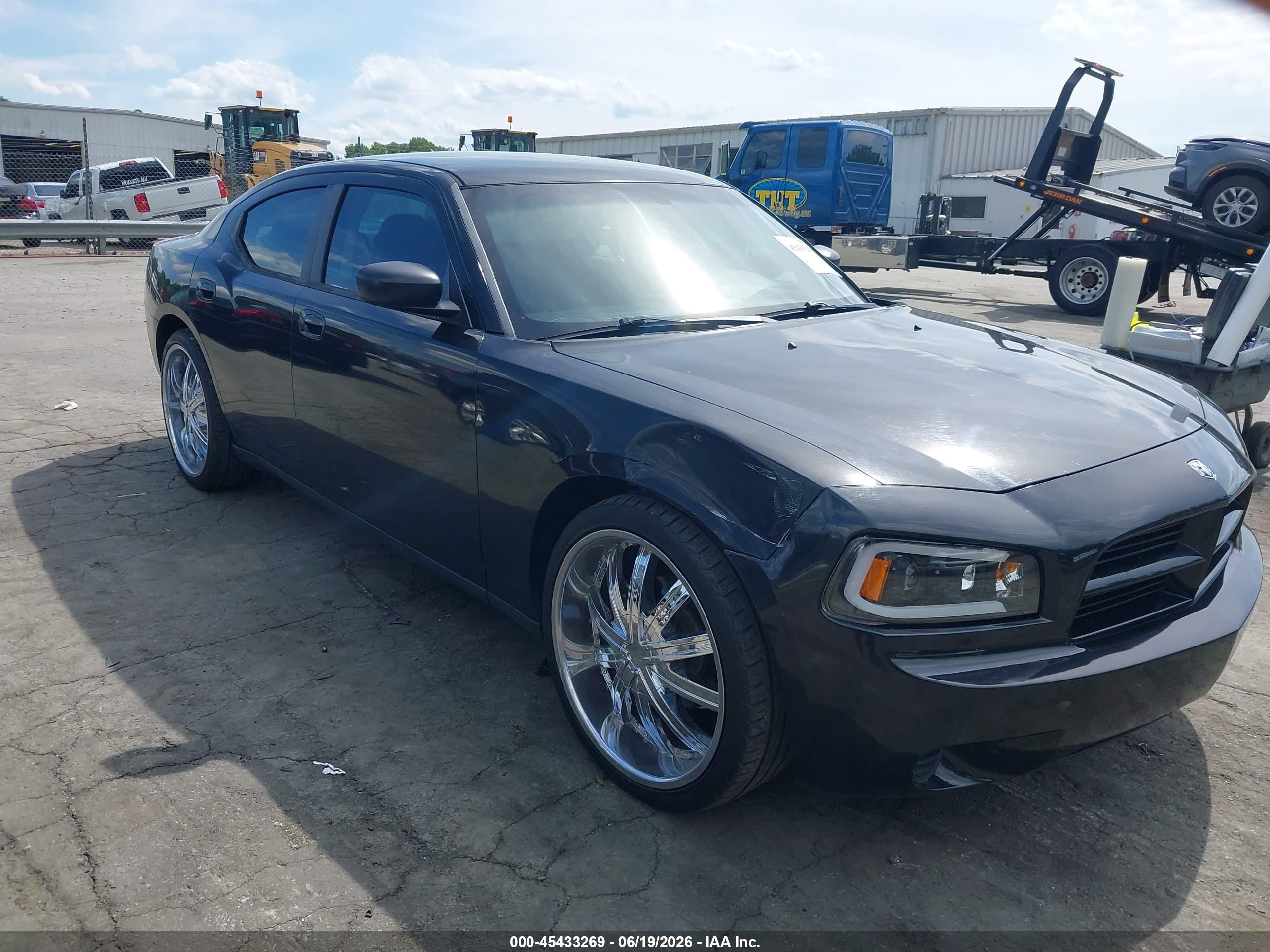 2008 Dodge Charger, VIN 2B3KA43G18H173248 — Front end