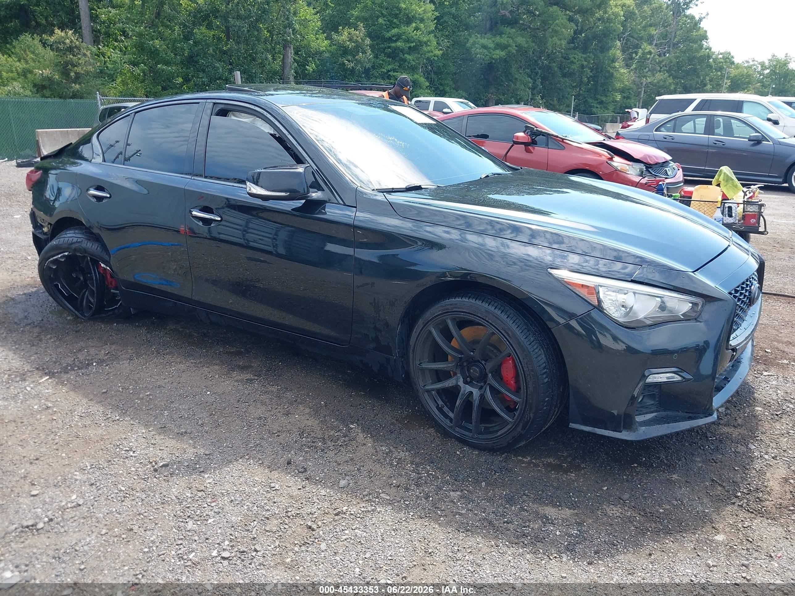2021 Infiniti Q50 Red Sport 400, VIN JN1FV7DR3MM880481 — Бок