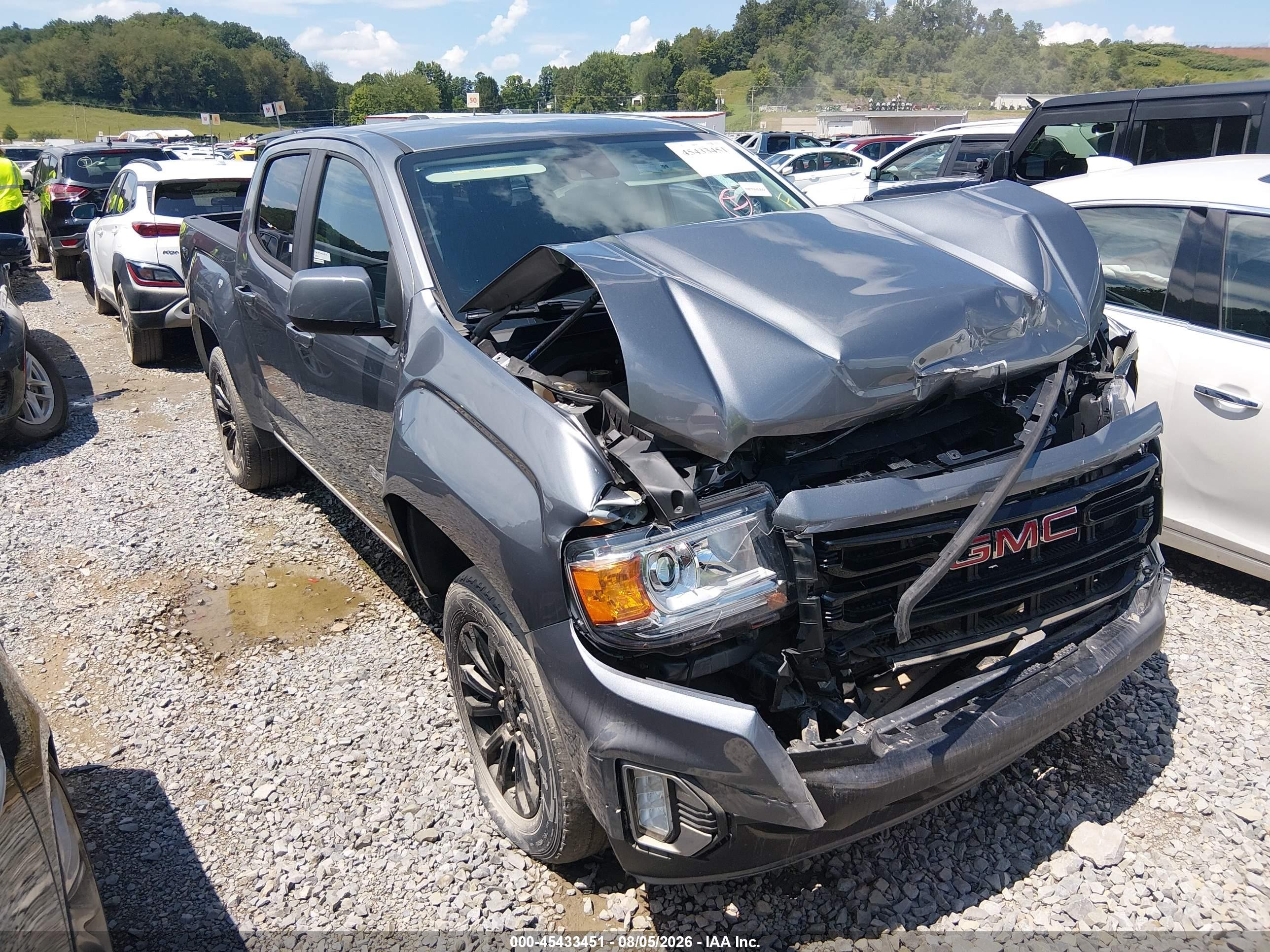 2021 GMC Canyon 4WD Elevation, VIN 1GTG6CEN8M1165247 — Front end