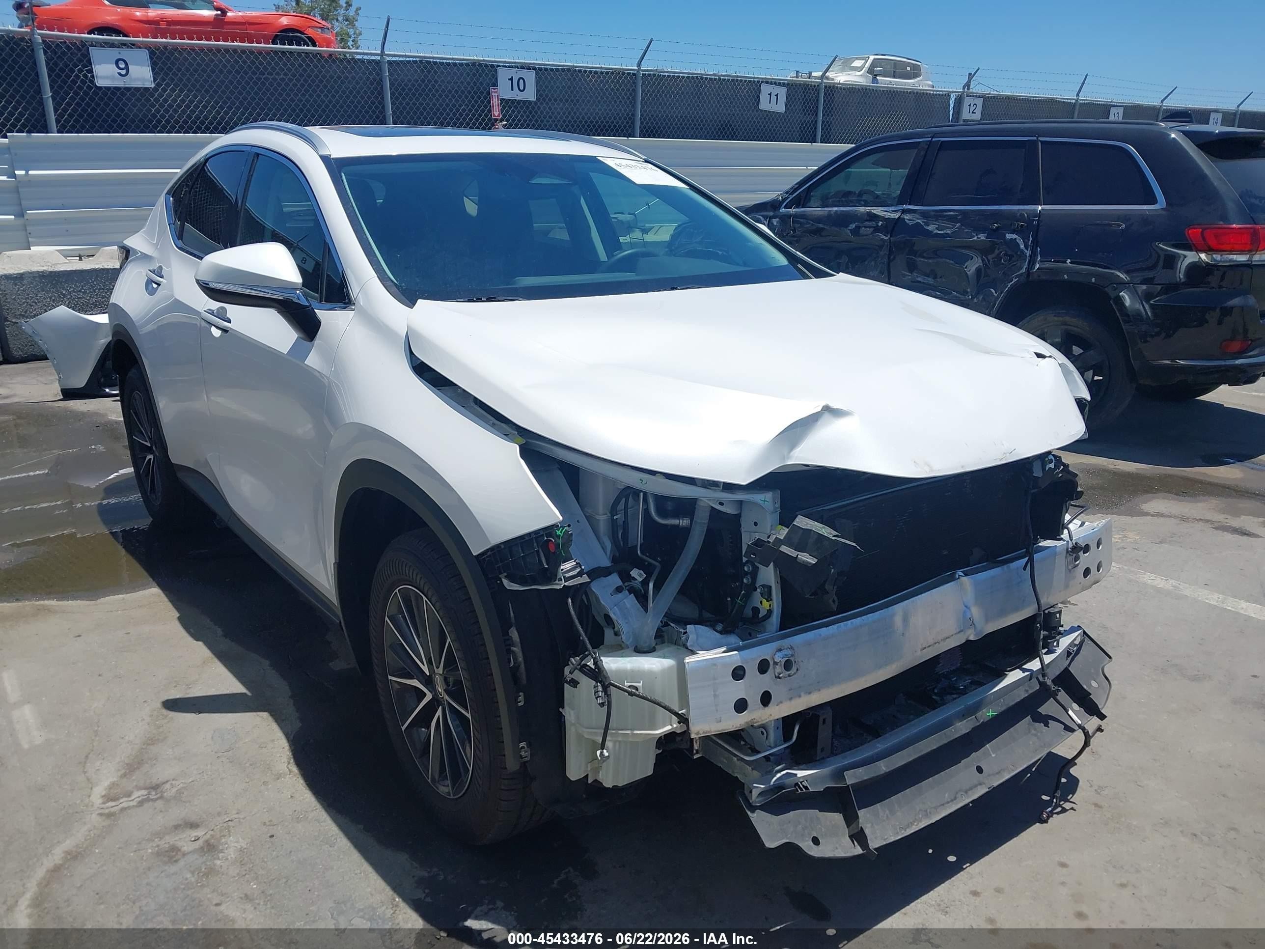 2025 Lexus NX 250, VIN 2T2ADCAZ0SC025427 — Перед
