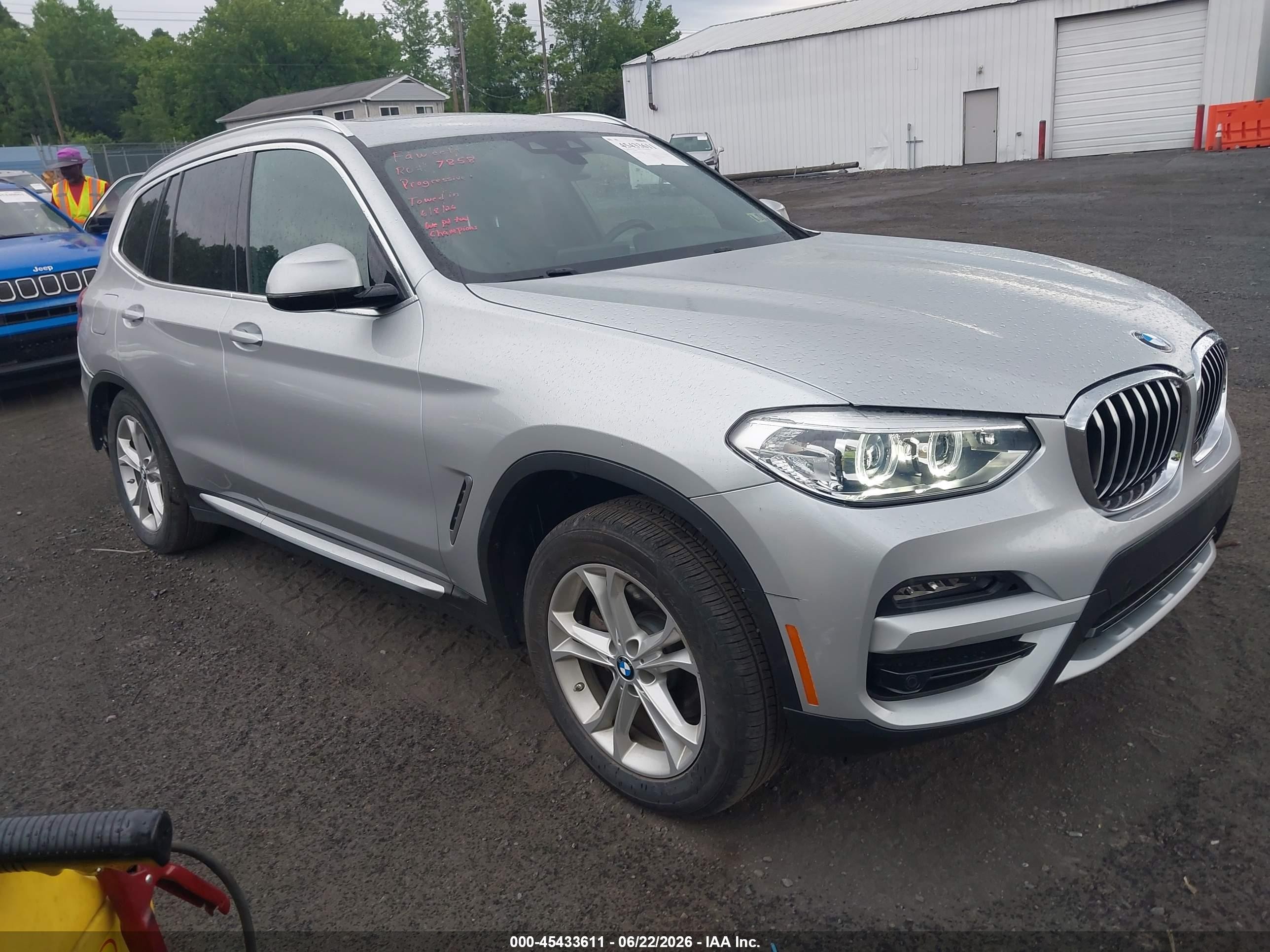 2021 BMW X3 xDrive30i, VIN 5UXTY5C04M9H85639 — Rear end