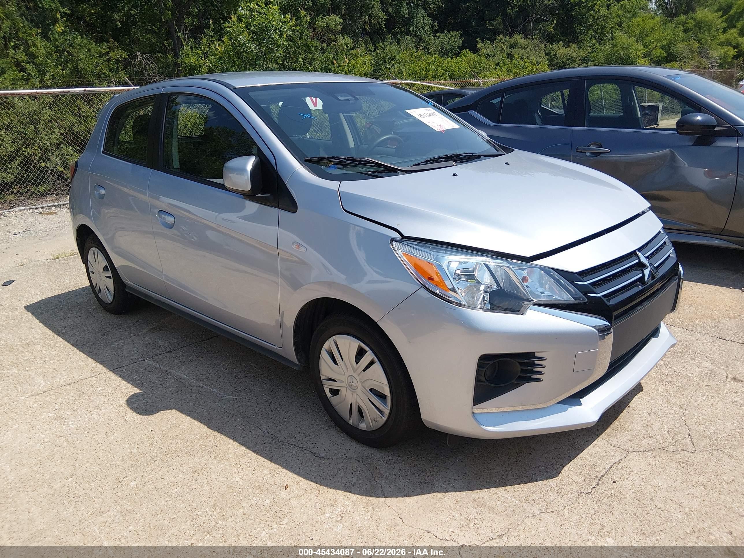 2024 Mitsubishi Mirage ES, VIN ML32AUHJ6RH027036 — Пожар в салоне