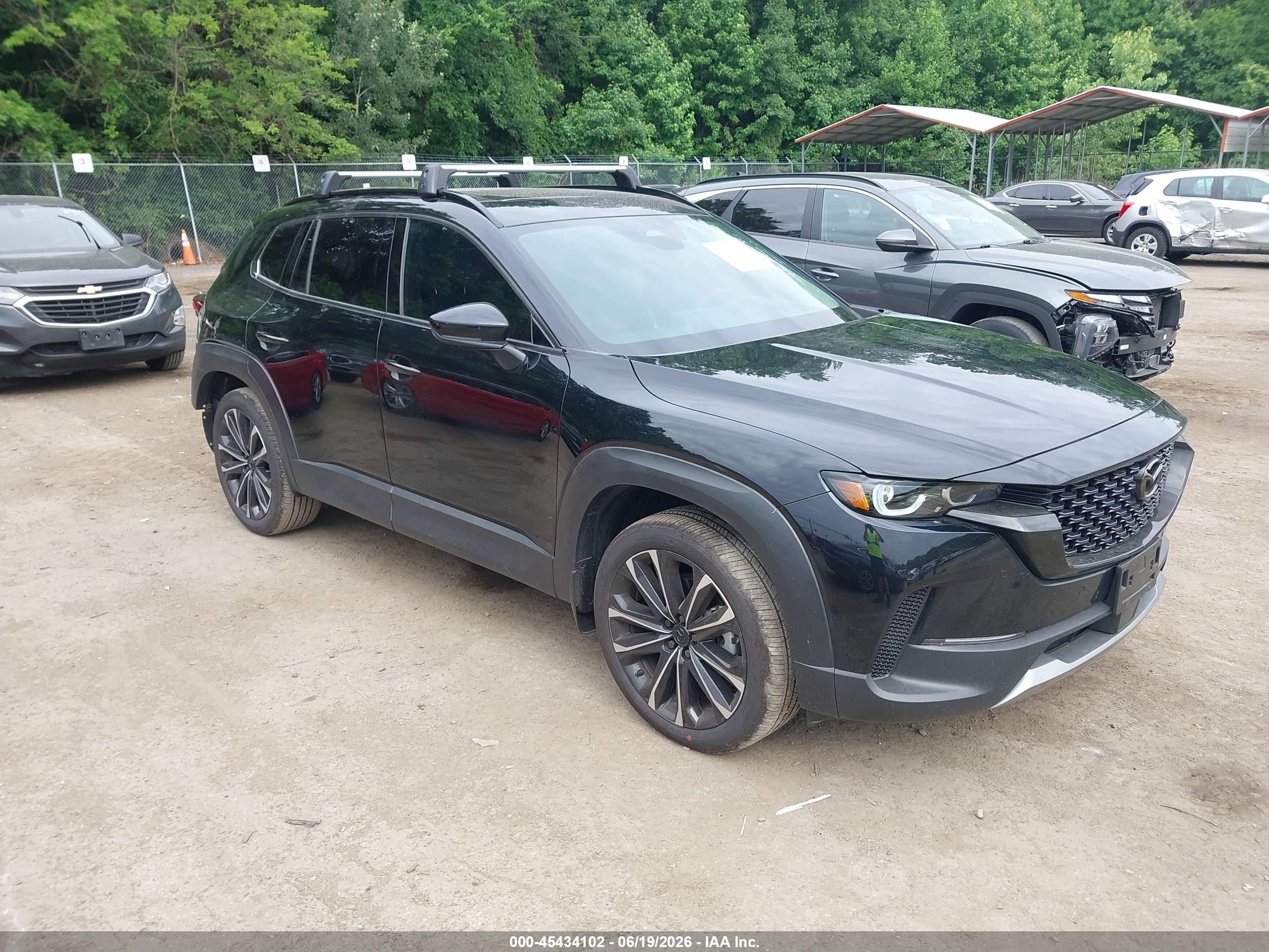 2026 Mazda CX-50 2.5 Turbo Premium Plus, VIN 7MMVABEY8TN454212 — Rear end