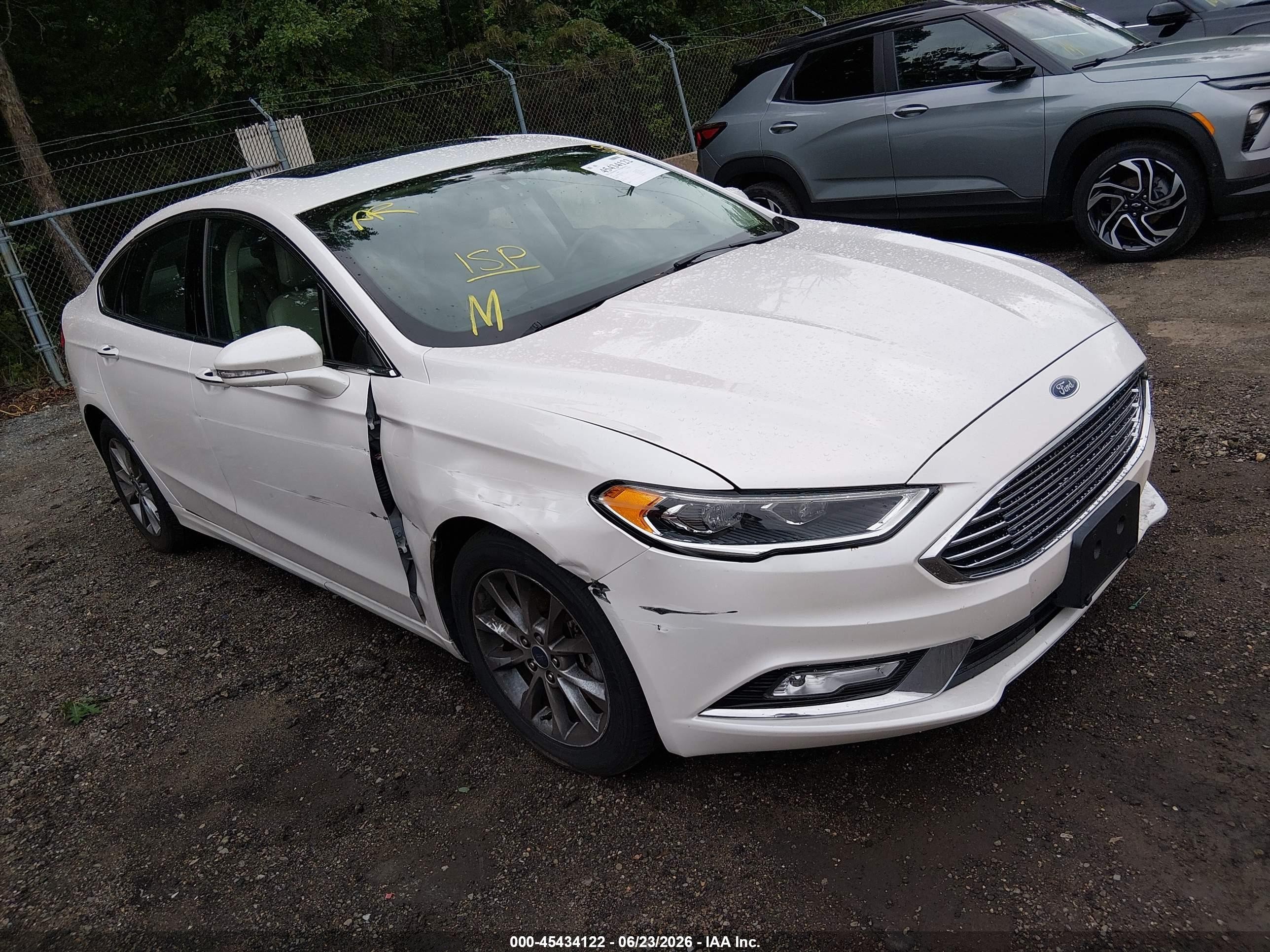 2017 Ford Fusion SE, VIN 3FA6P0HD7HR175974 — Side