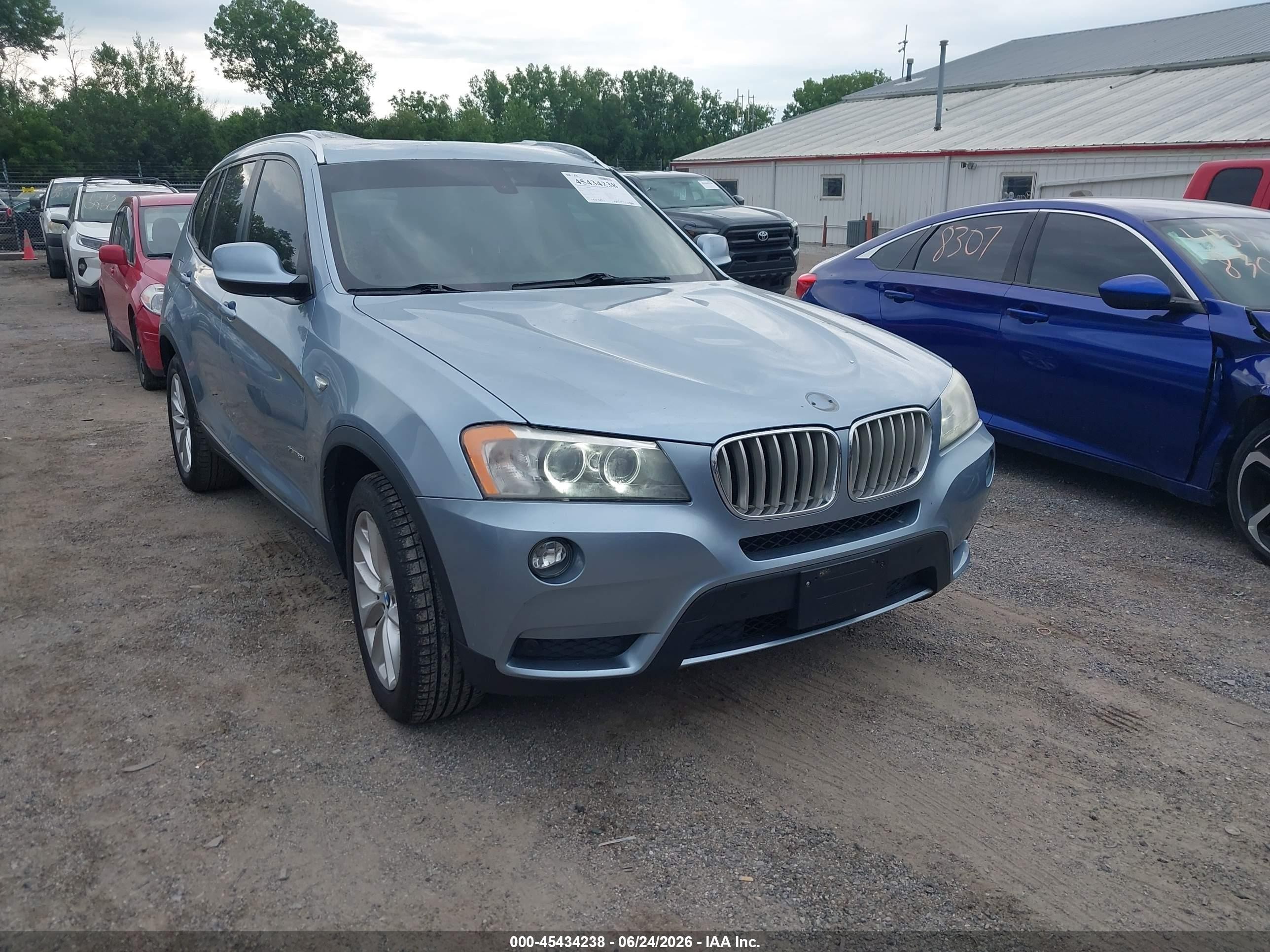 2014 BMW X3 xDrive28i, VIN 5UXWX9C54E0D24384 — Крыша