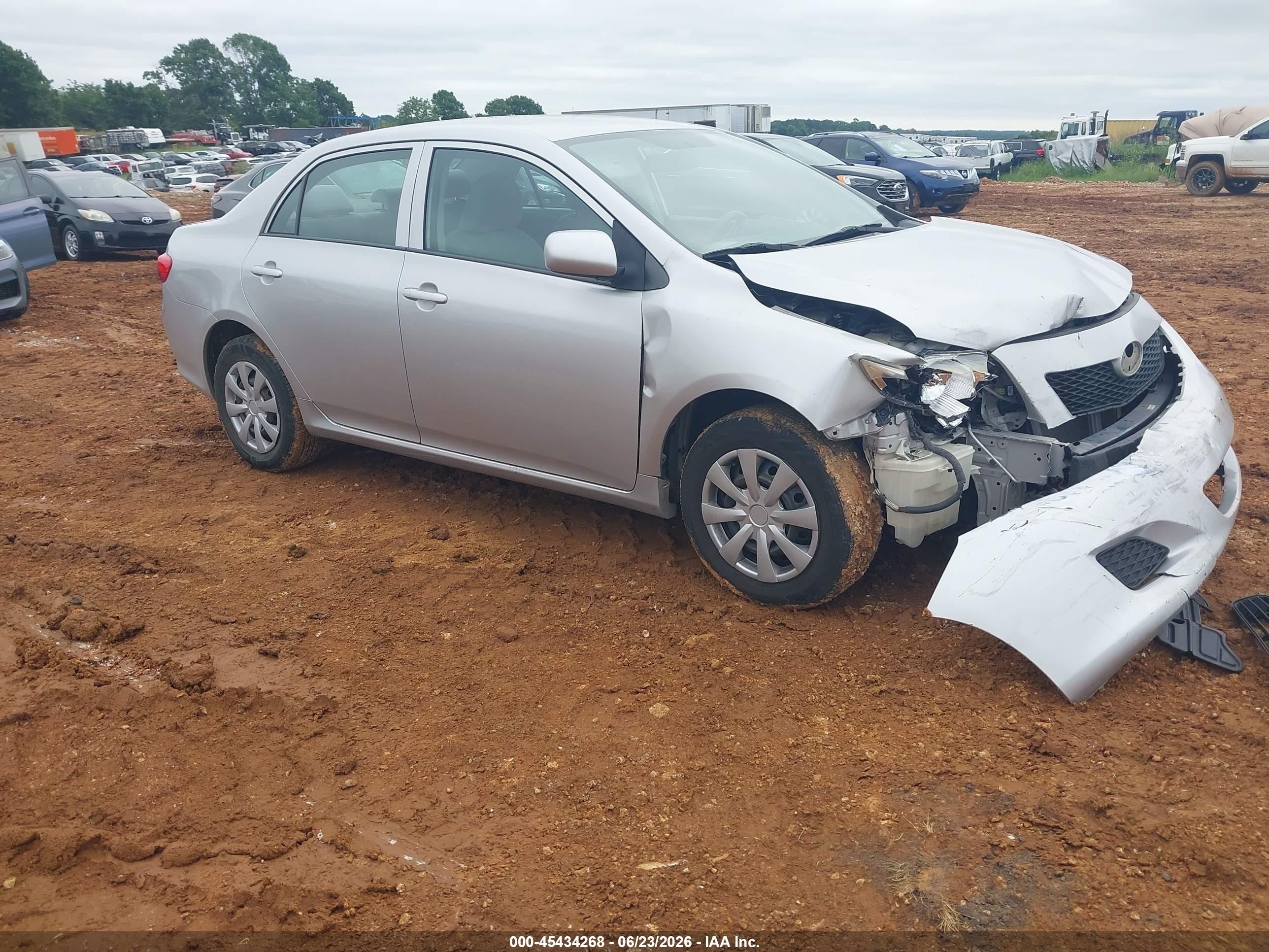 2010 Toyota Corolla LE, VIN 1NXBU4EE1AZ256520 — Front end