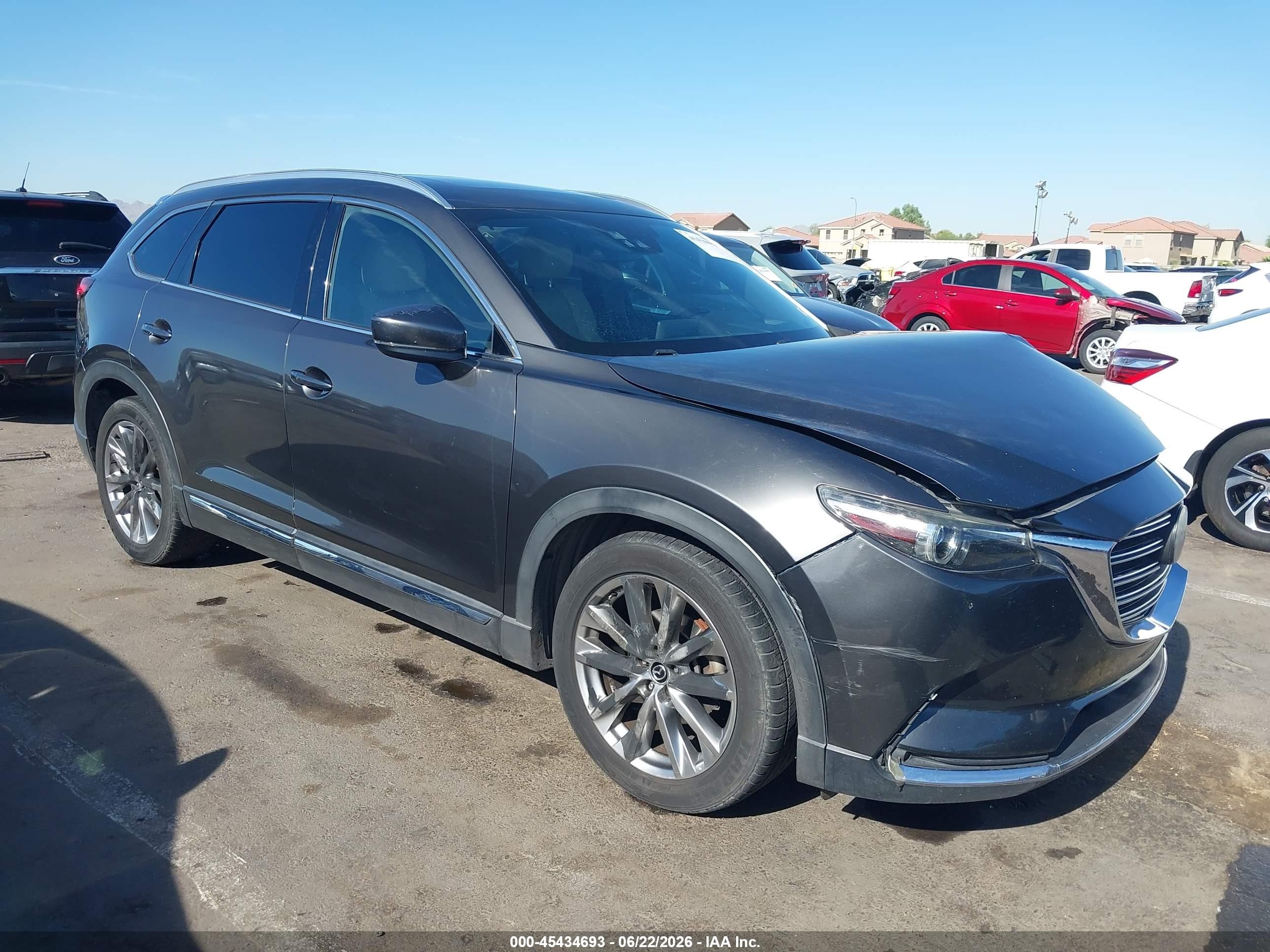 2016 Mazda CX-9 Grand Touring, VIN JM3TCBDY5G0120653 — Перед