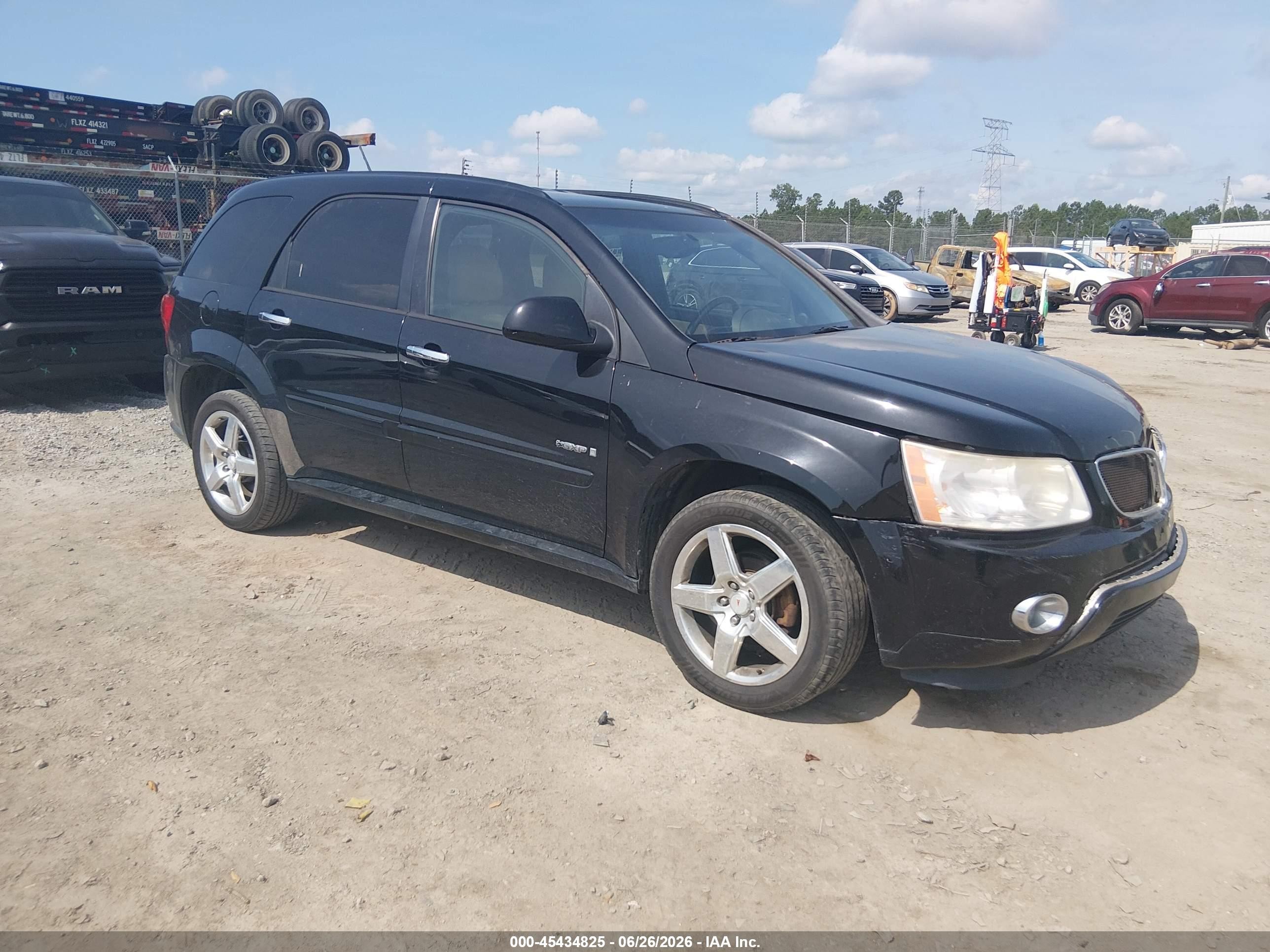 2008 Pontiac Torrent GXP, VIN 2CKDL637186070526 — Front end