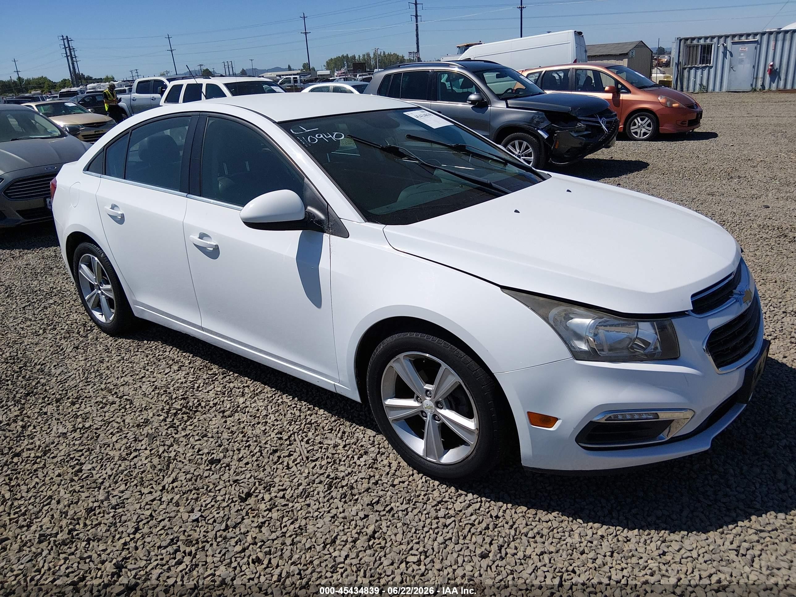 2015 Chevrolet Cruze LT, VIN 1G1PE5SB8F7238019 — Repossession