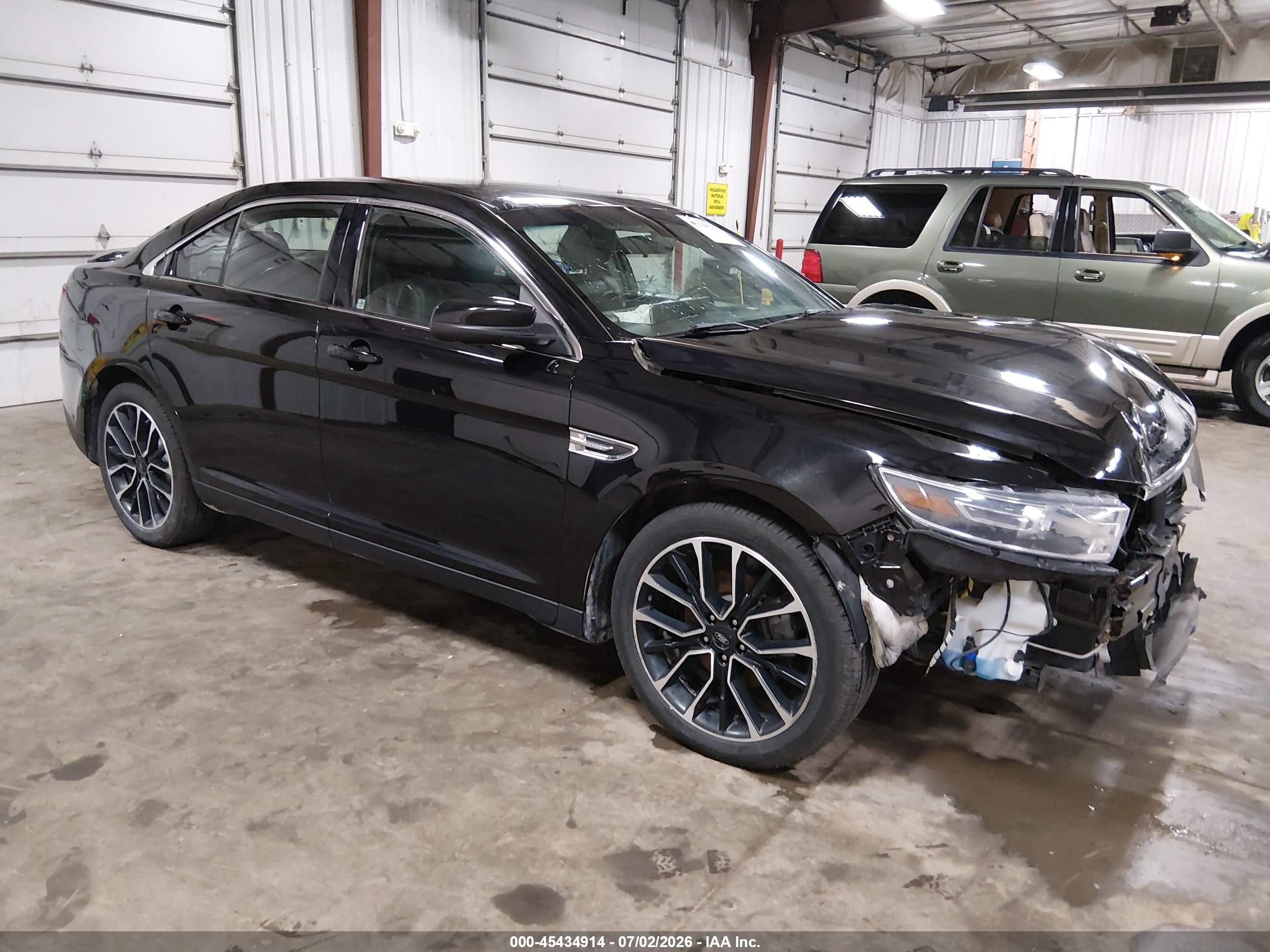 2019 Ford Taurus SEL, VIN 1FAHP2E86KG107370 — Front end