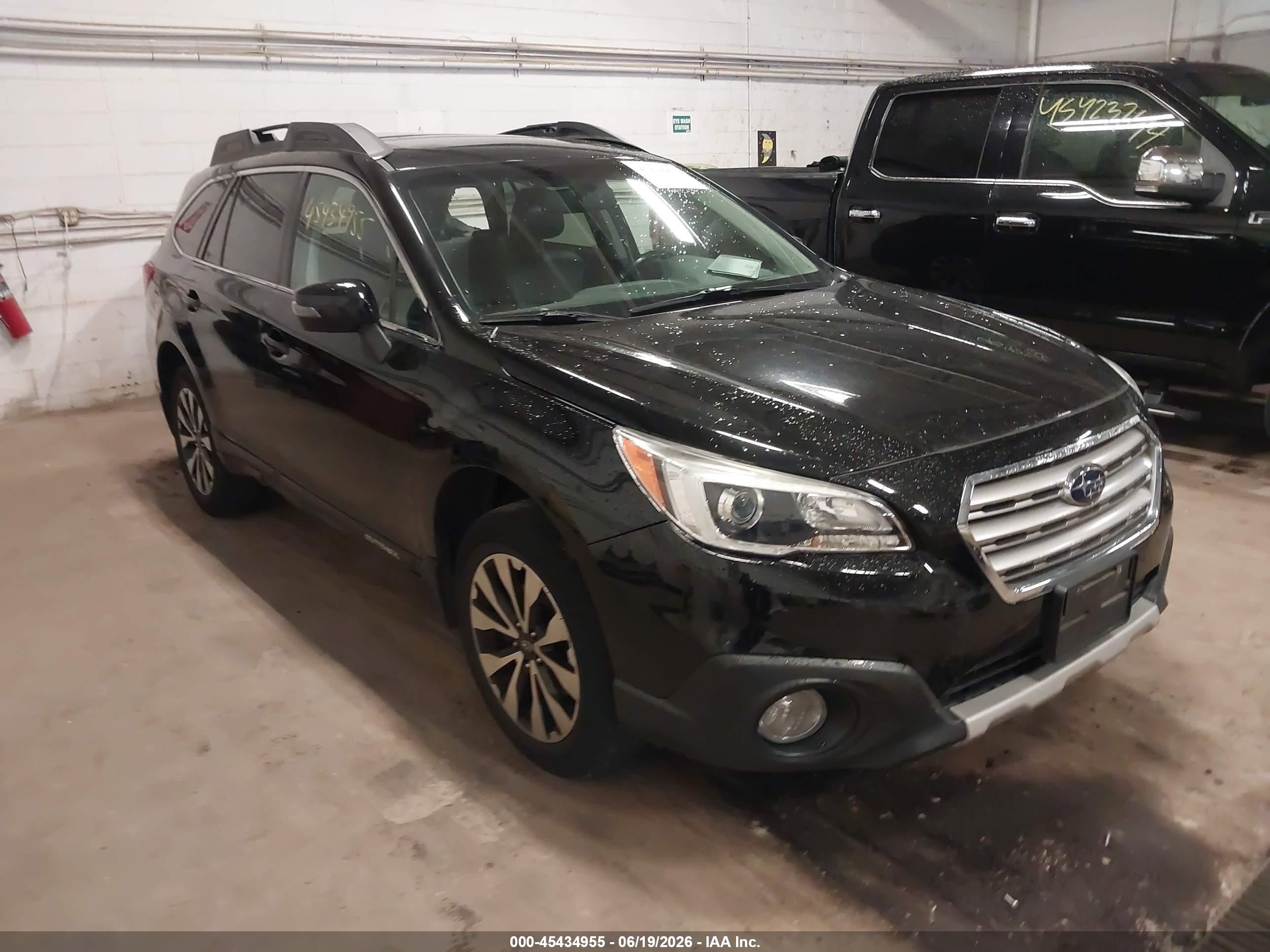 2017 Subaru Outback Limited, VIN 4S4BSAKC9H3278966 — Крыша