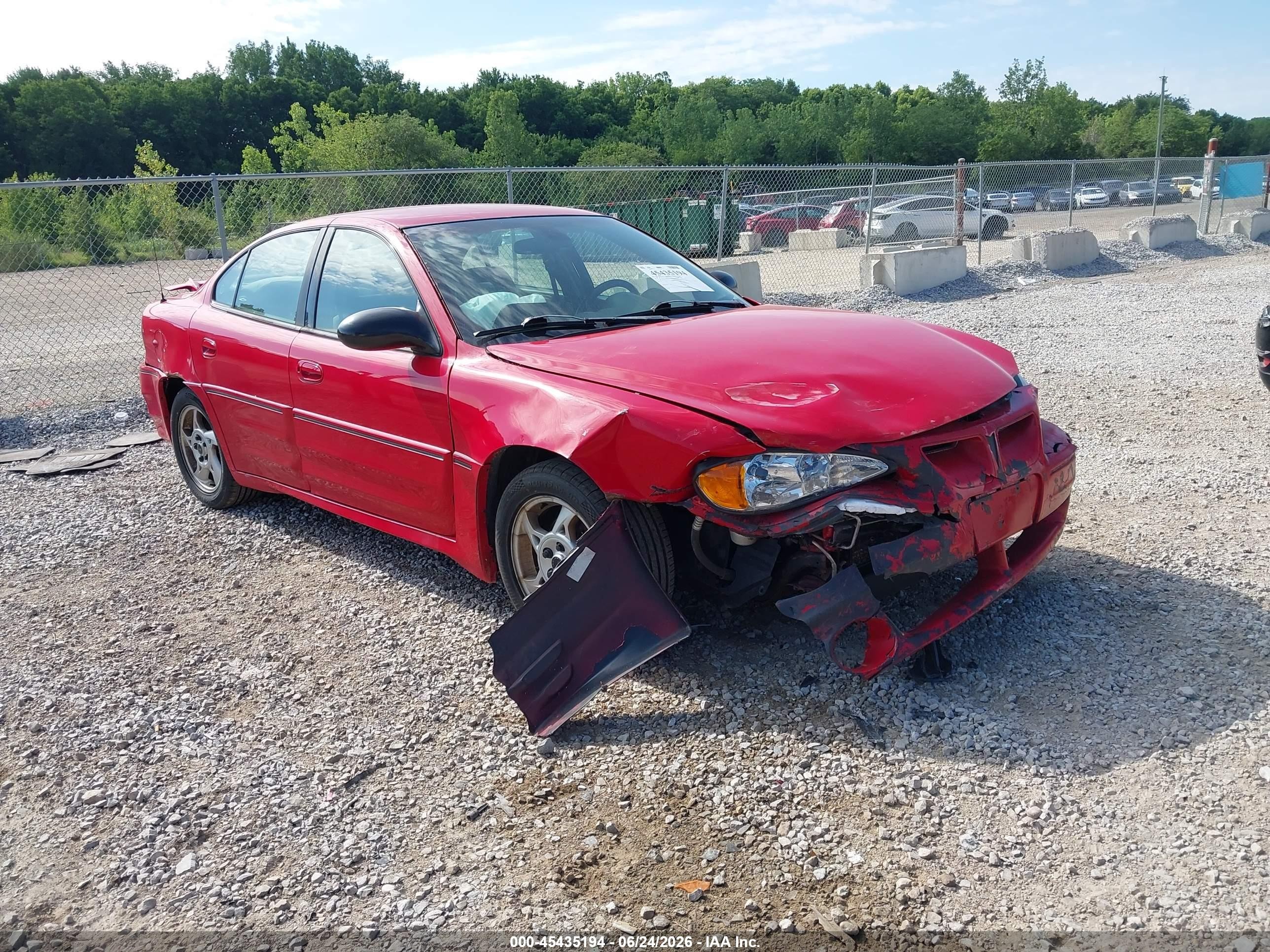 2003 Pontiac Grand Am GT, VIN 1G2NW52E23C242970 — Front end