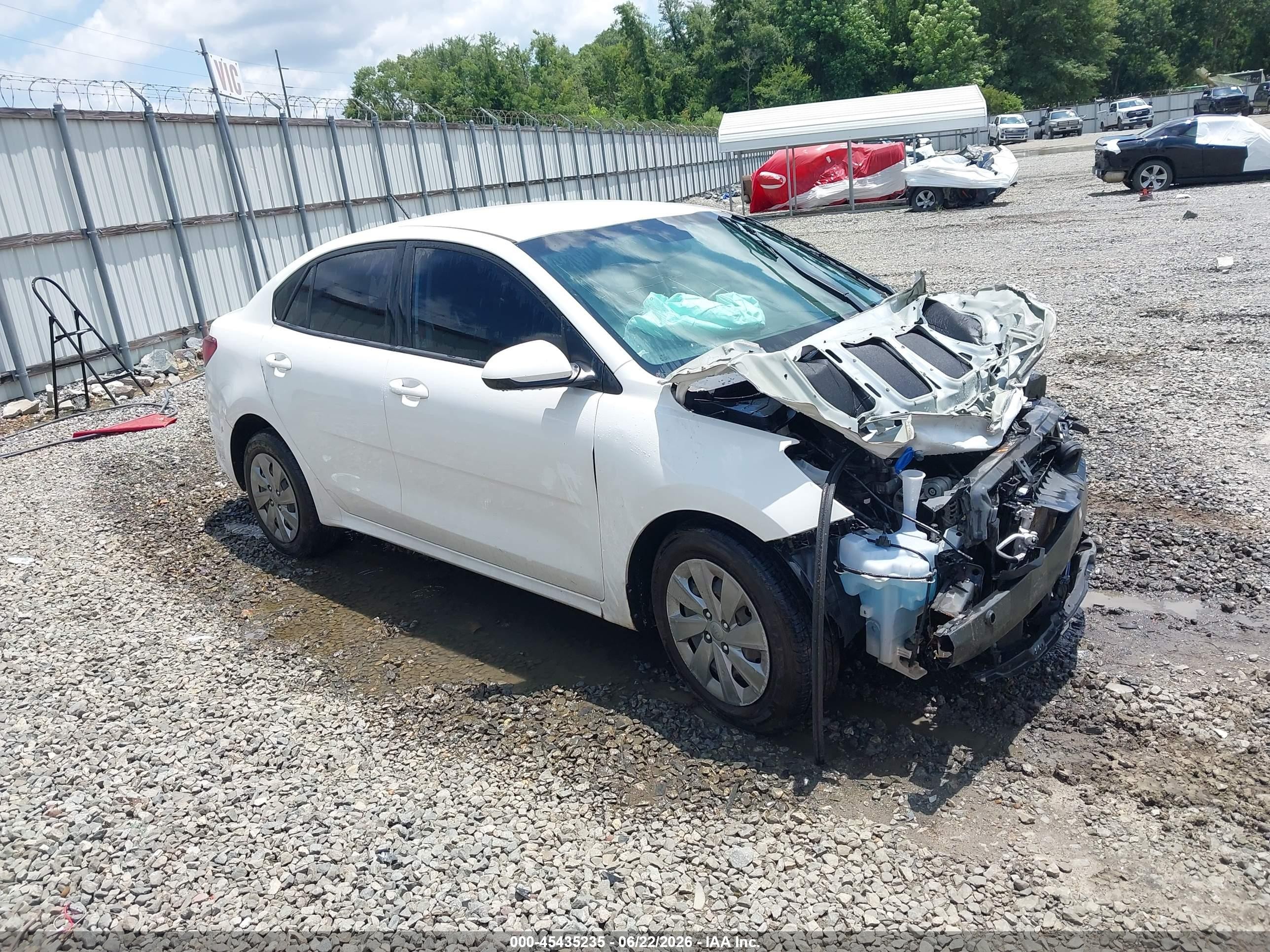 2020 Kia Rio LX, VIN 3KPA24AD2LE349552 — Front end