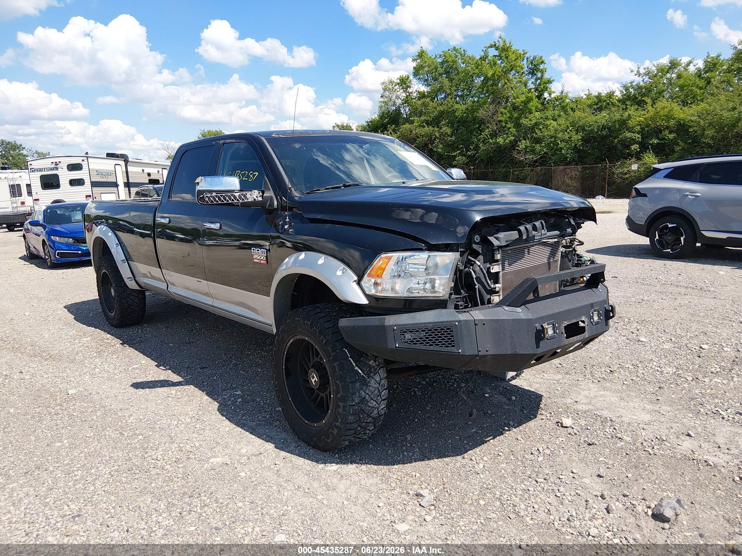 2010 Dodge 2500 SLT, VIN 3D7UT2CL6AG106854 — Front end