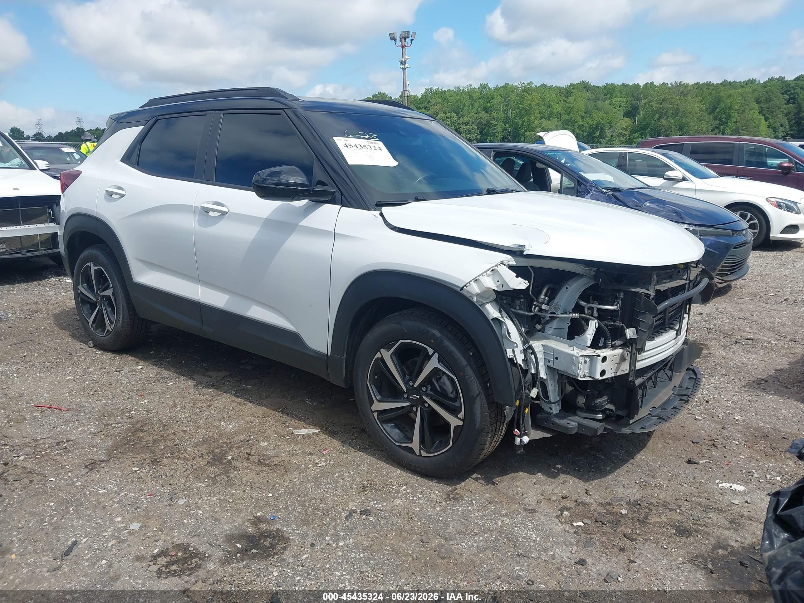 2021 Chevrolet TrailBlazer RS, VIN KL79MTSL6MB018479 — Front end
