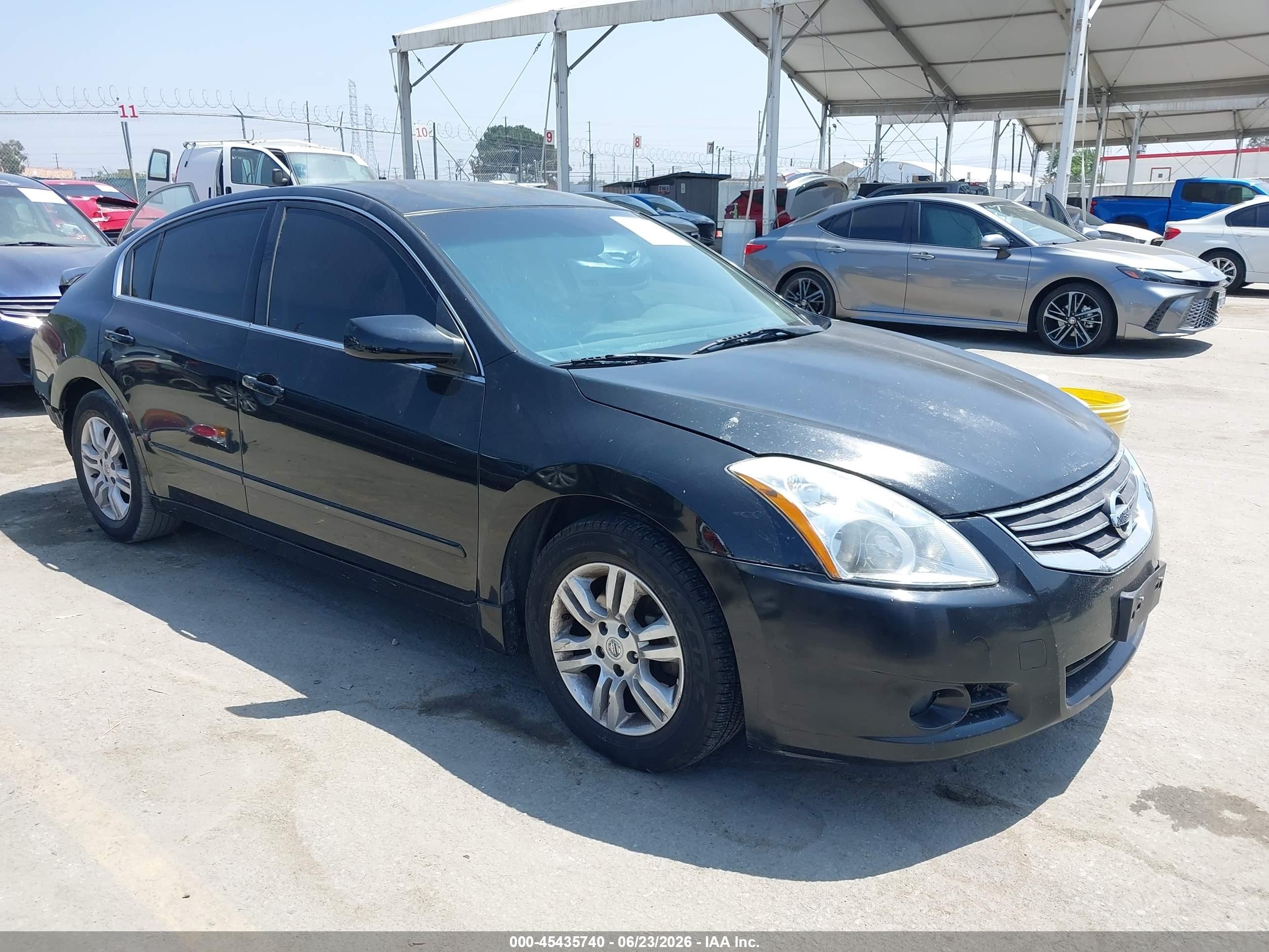 2012 Nissan Altima SL, VIN 1N4AL2AP0CN495803 — Rear end