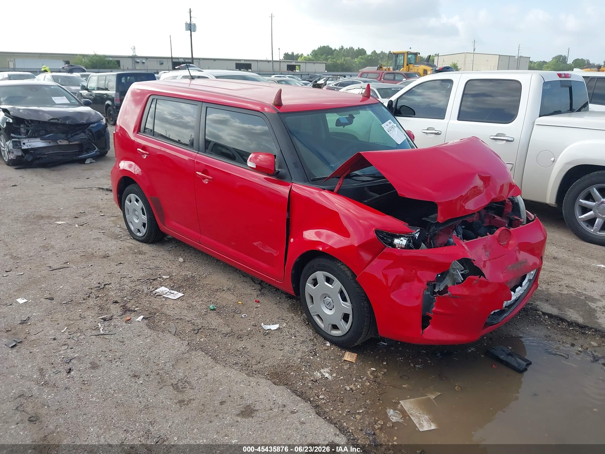 2014 Scion xB Release Series 10.0, VIN JTLZE4FE7EJ054405 — Front end