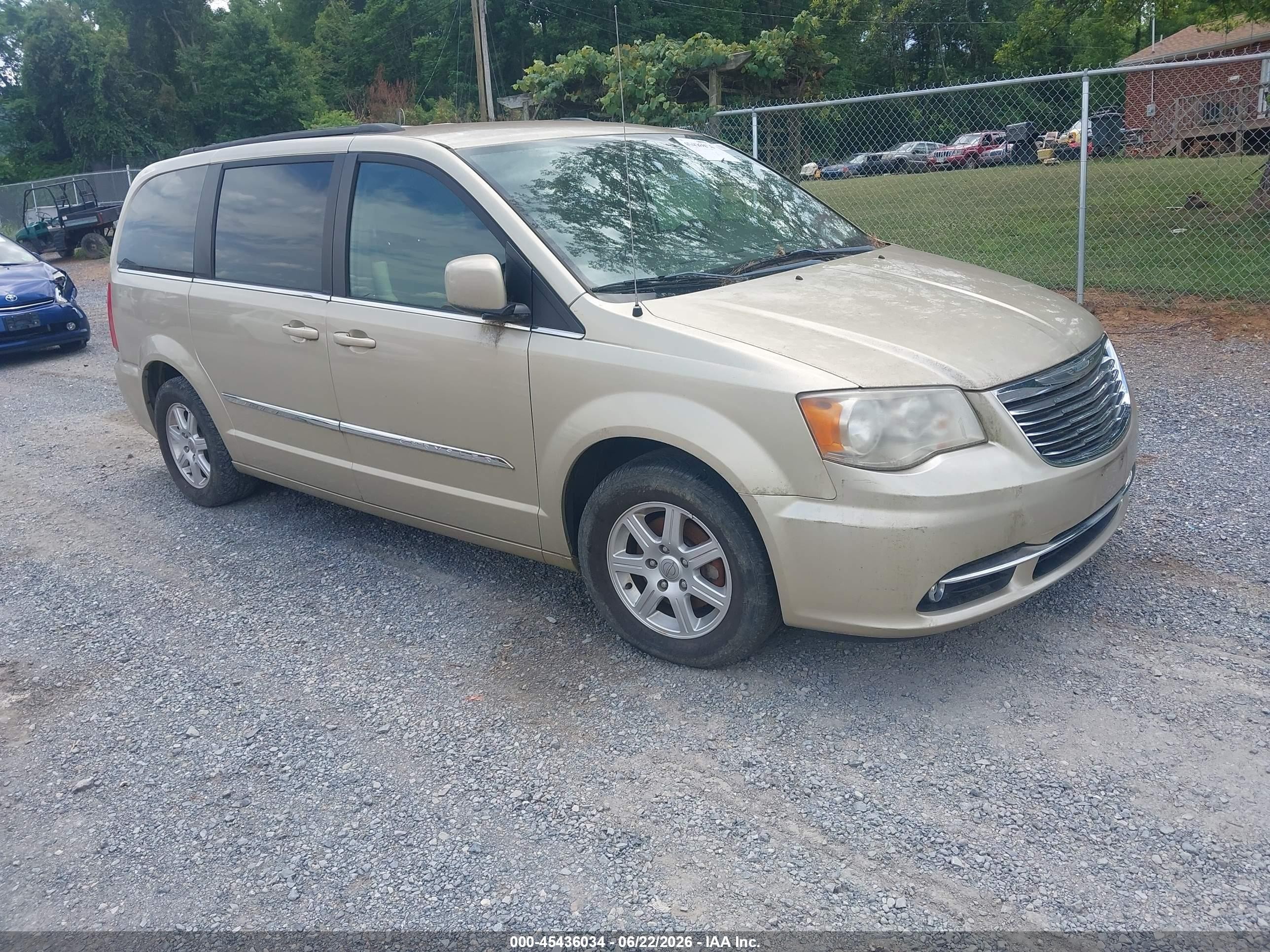2011 Chrysler Town & Country Touring, VIN 2A4RR5DGXBR605132 — Electrical
