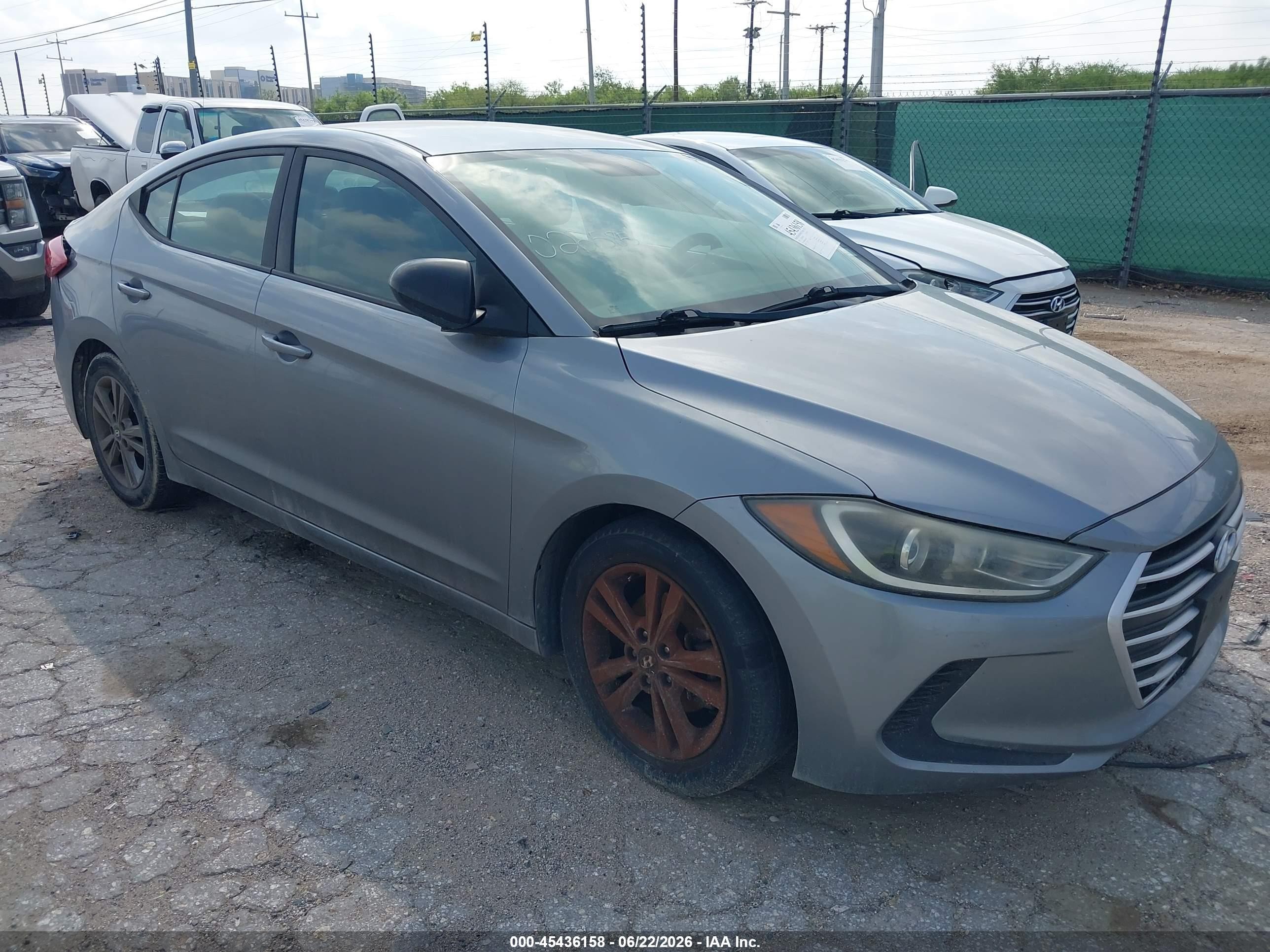 2017 Hyundai Elantra SE, VIN 5NPD84LF8HH022585 — Repossession