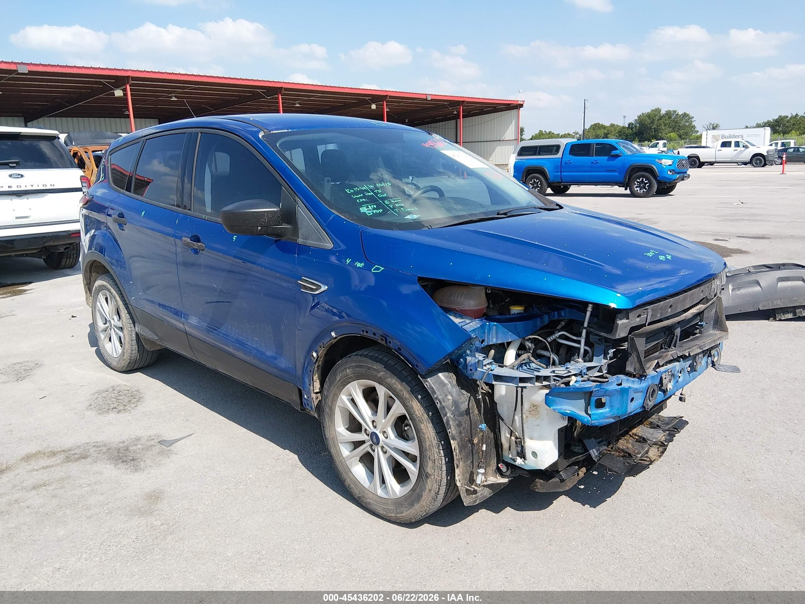 2018 Ford Escape S, VIN 1FMCU0F74JUC05851 — Front end