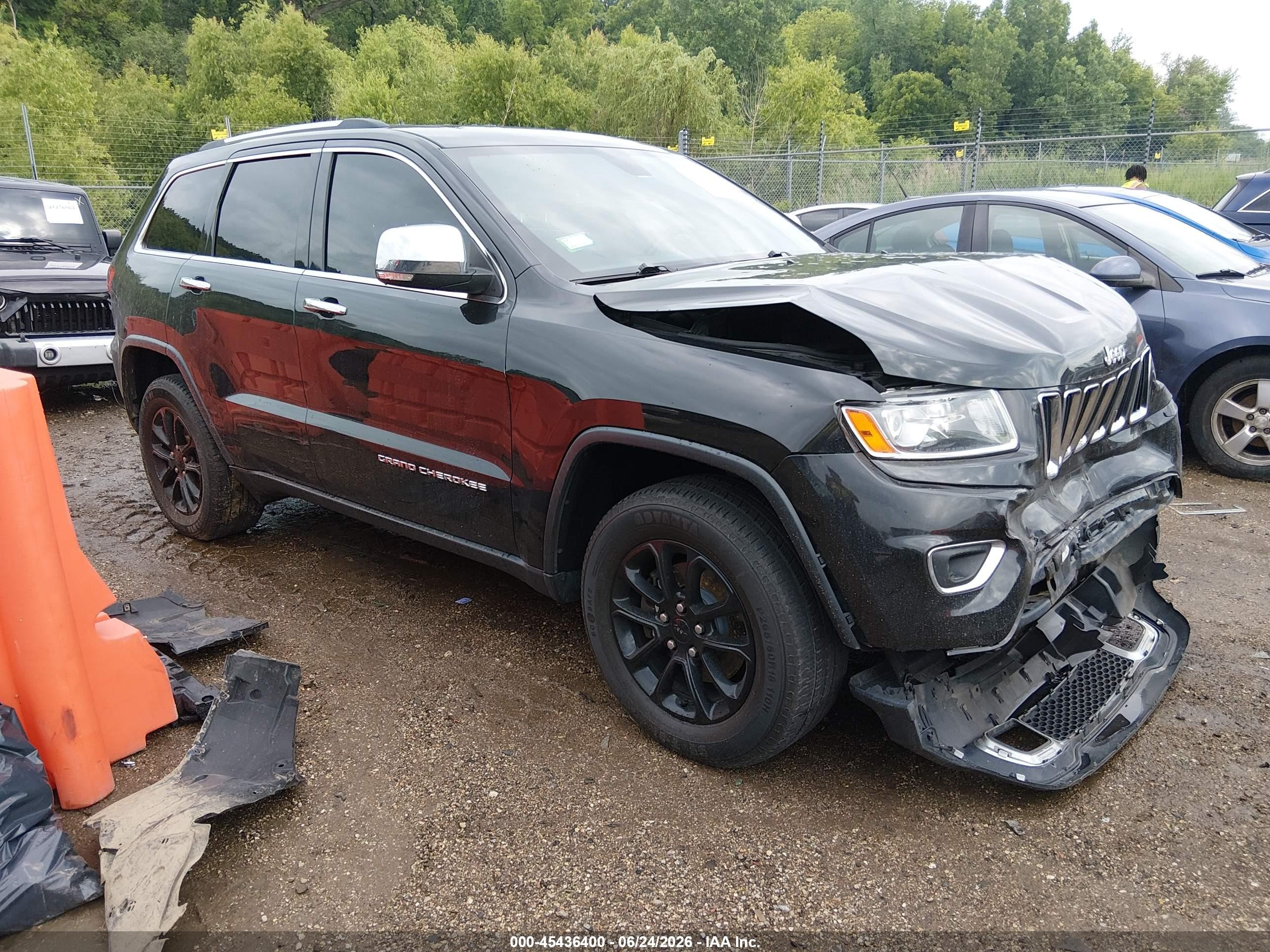 2014 Jeep Grand Cherokee Limited, VIN 1C4RJFBG5EC302844 — Front end