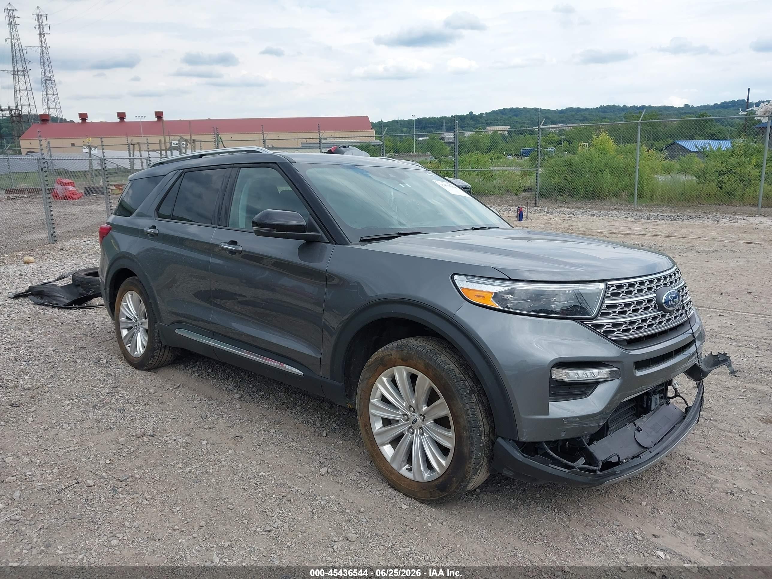 2024 Ford Explorer Limited, VIN 1FMSK8FH3RGA72079 — По всему кузову