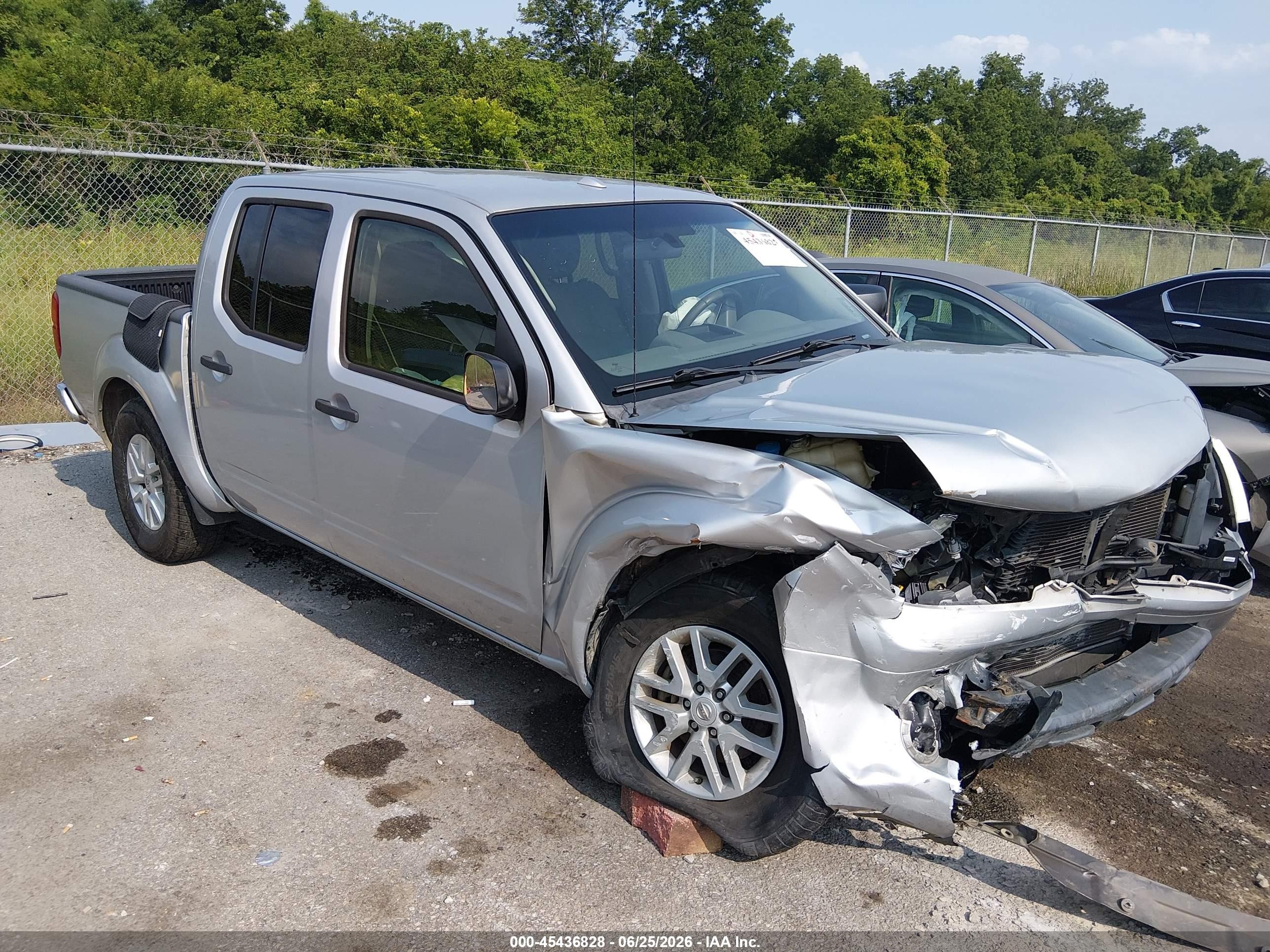 2017 Nissan Frontier SV, VIN 1N6AD0ER4HN765546 — Front end