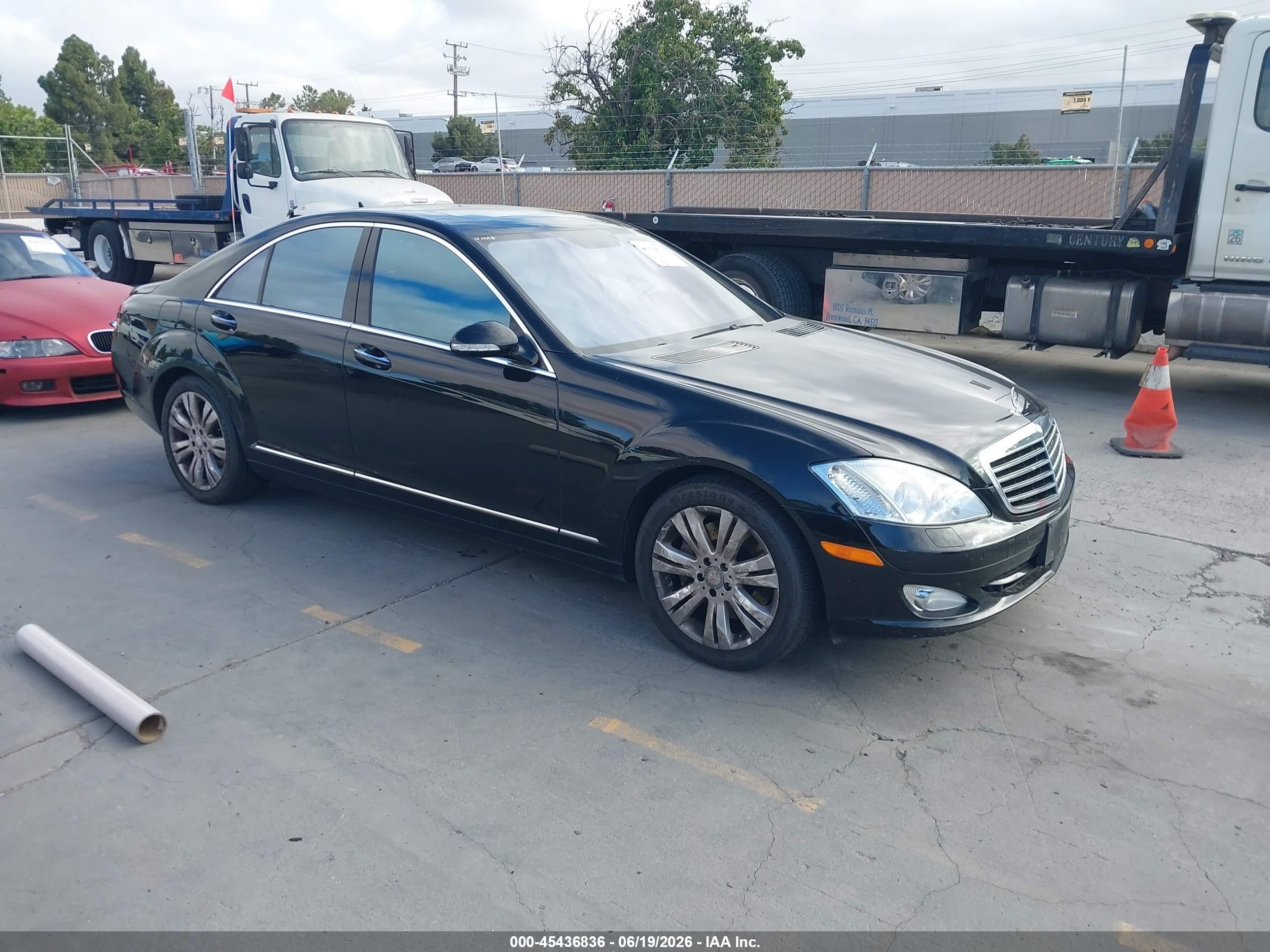 2009 Mercedes-Benz S 320/430/500, VIN WDDNF84X29A285064 — Normal wear