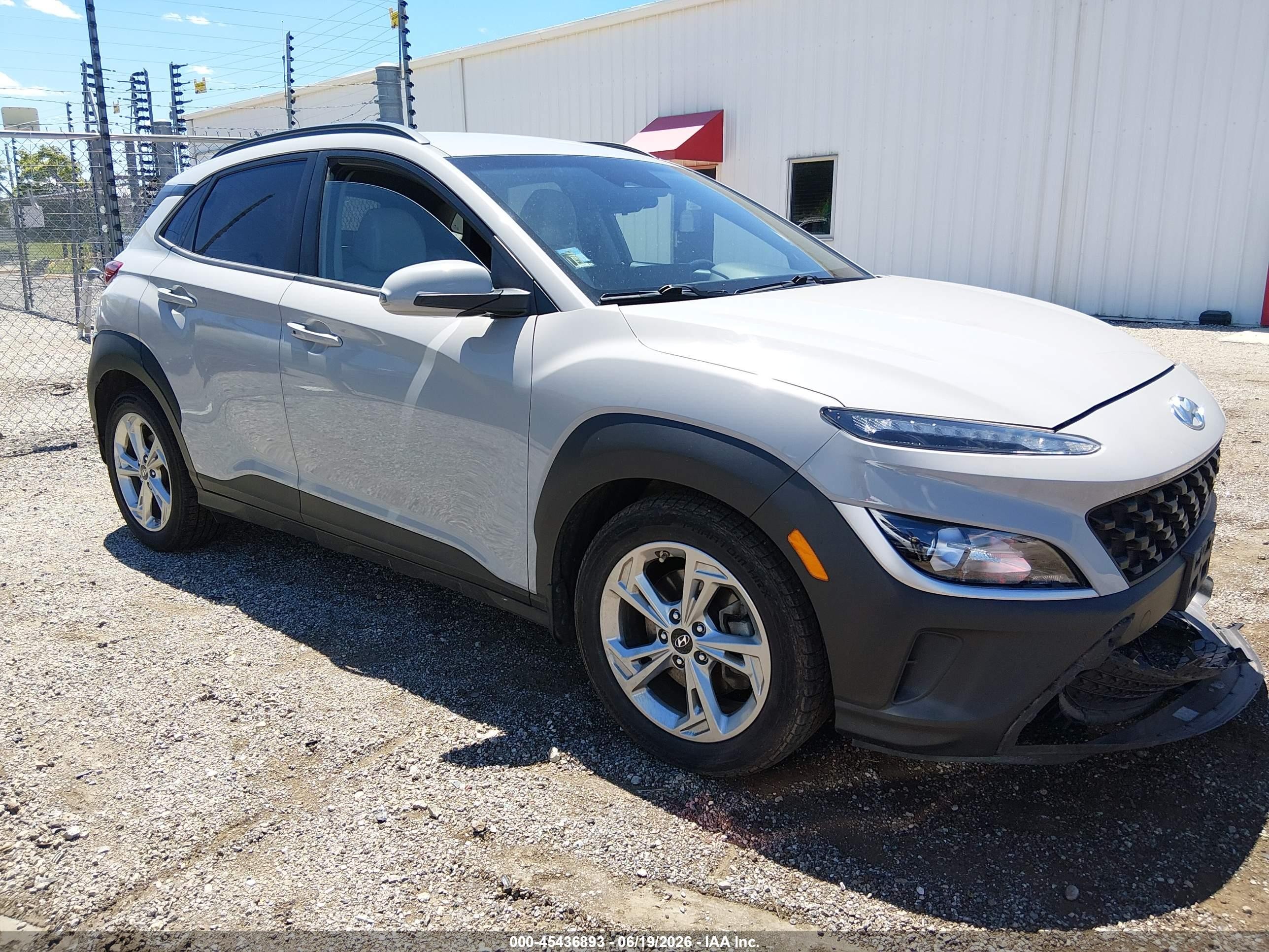 2022 Hyundai Kona SEL, VIN KM8K6CAB9NU921105 — Front end