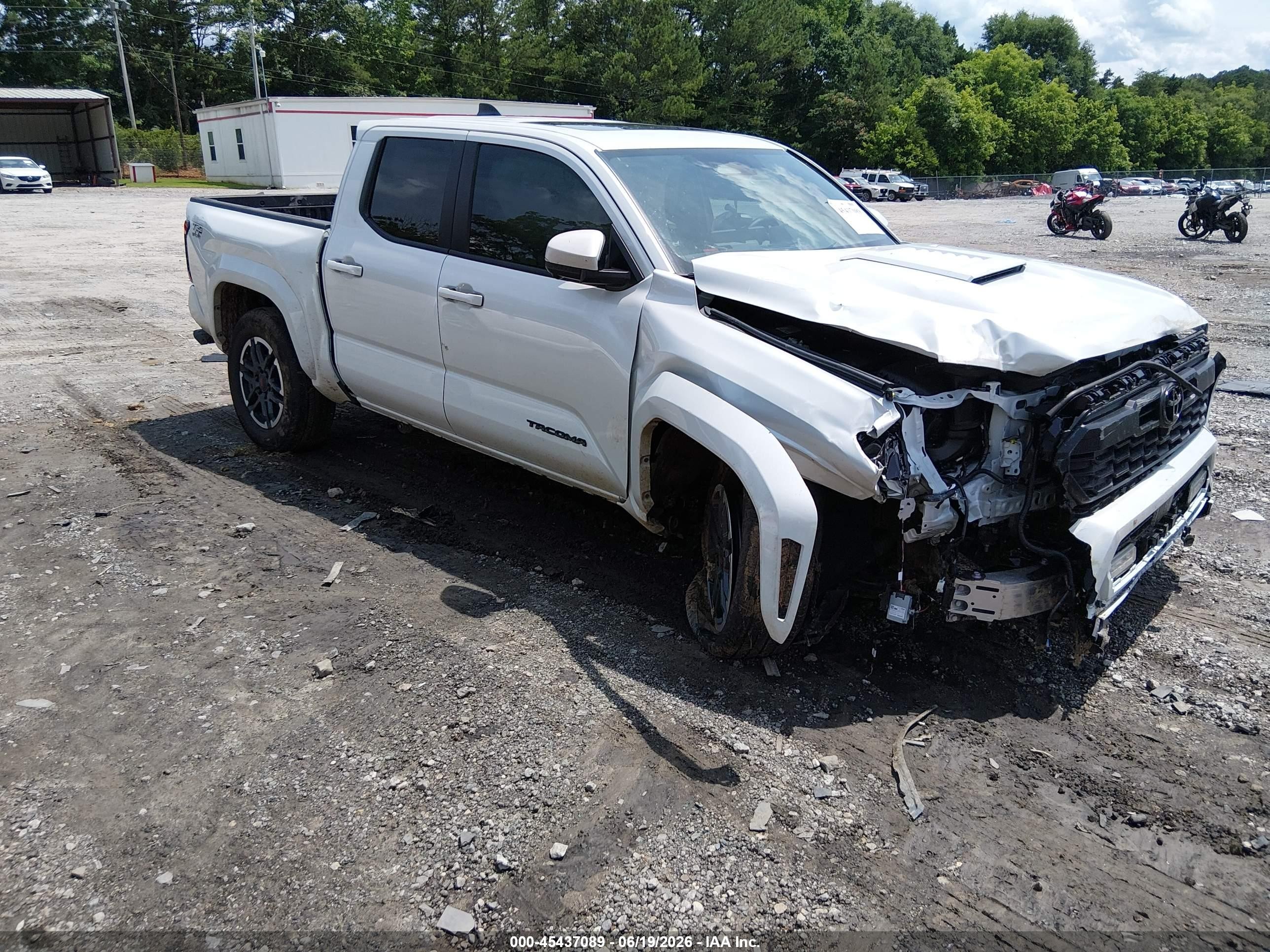 2026 Toyota Tacoma SR5, VIN 3TYLB5JN2TT109418 — Front end