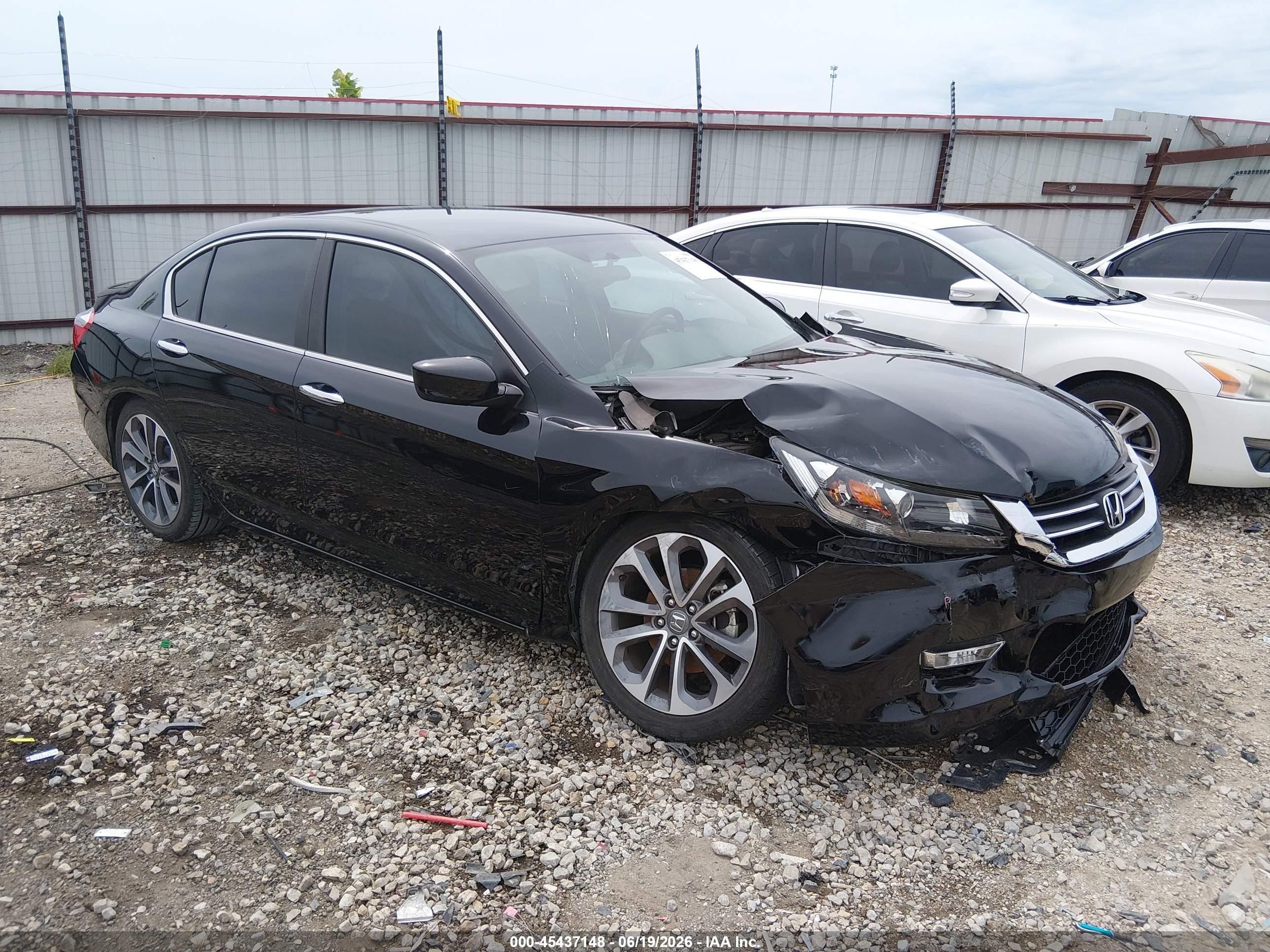 2014 Honda Accord Sport, VIN 1HGCR2F57EA225763 — Front end